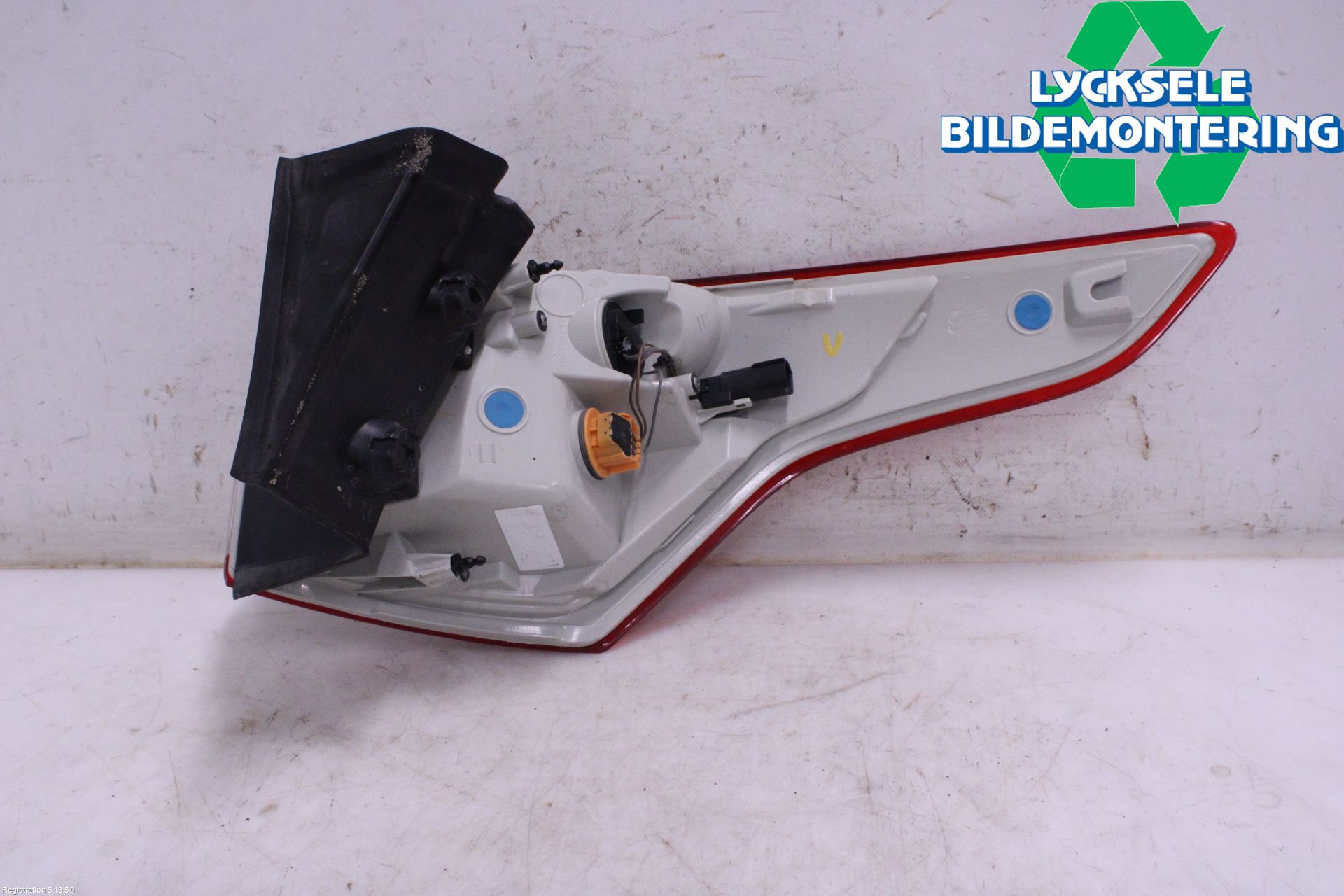 Ford KUGA 13-16 Bakljus Vänster