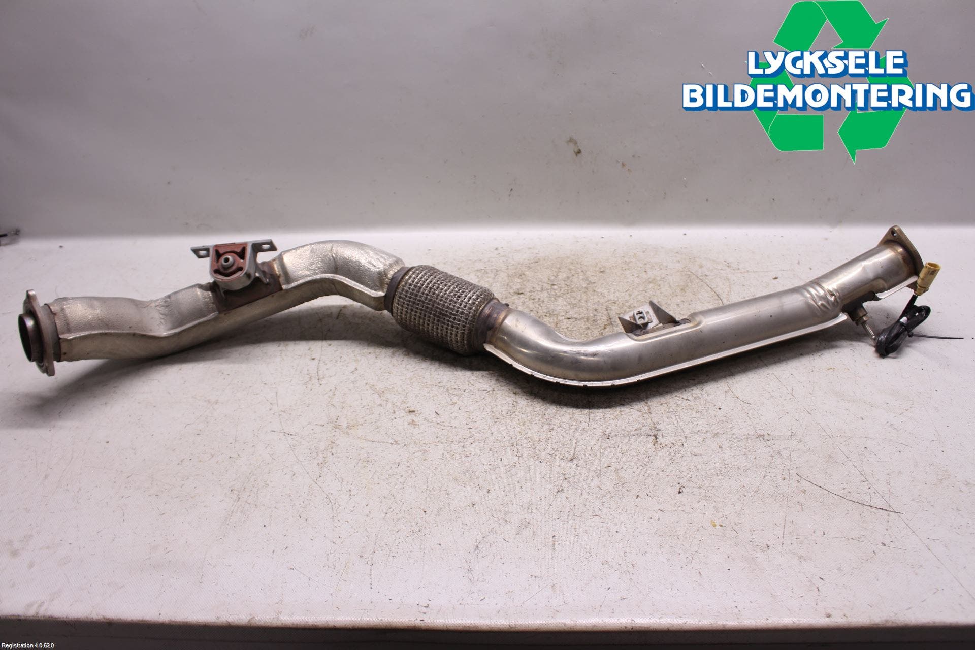 Audi A4/S4 B9 16-19 Avgas Främre Rör