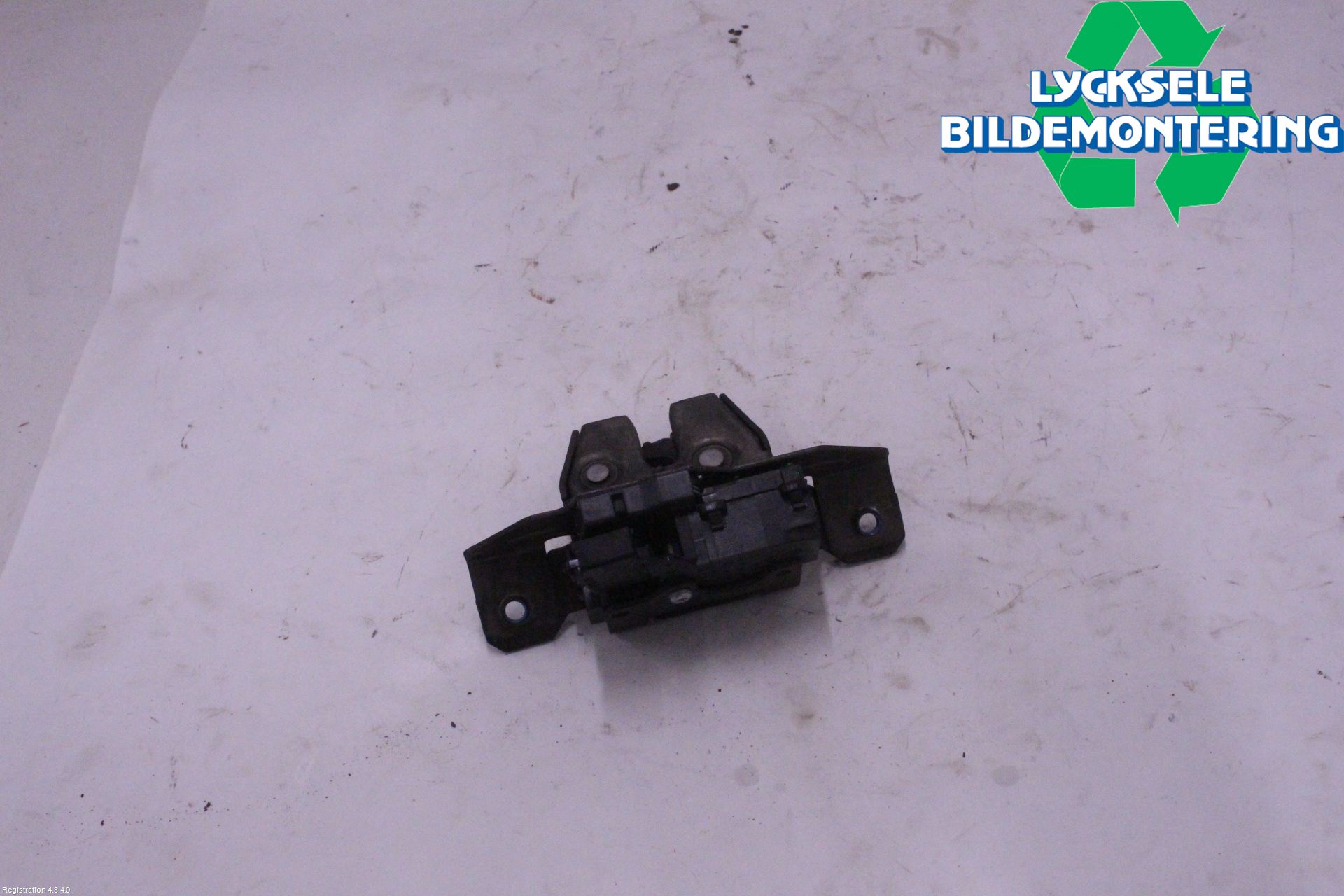 Opel ASTRA K 16-22 Låskista Baklucka