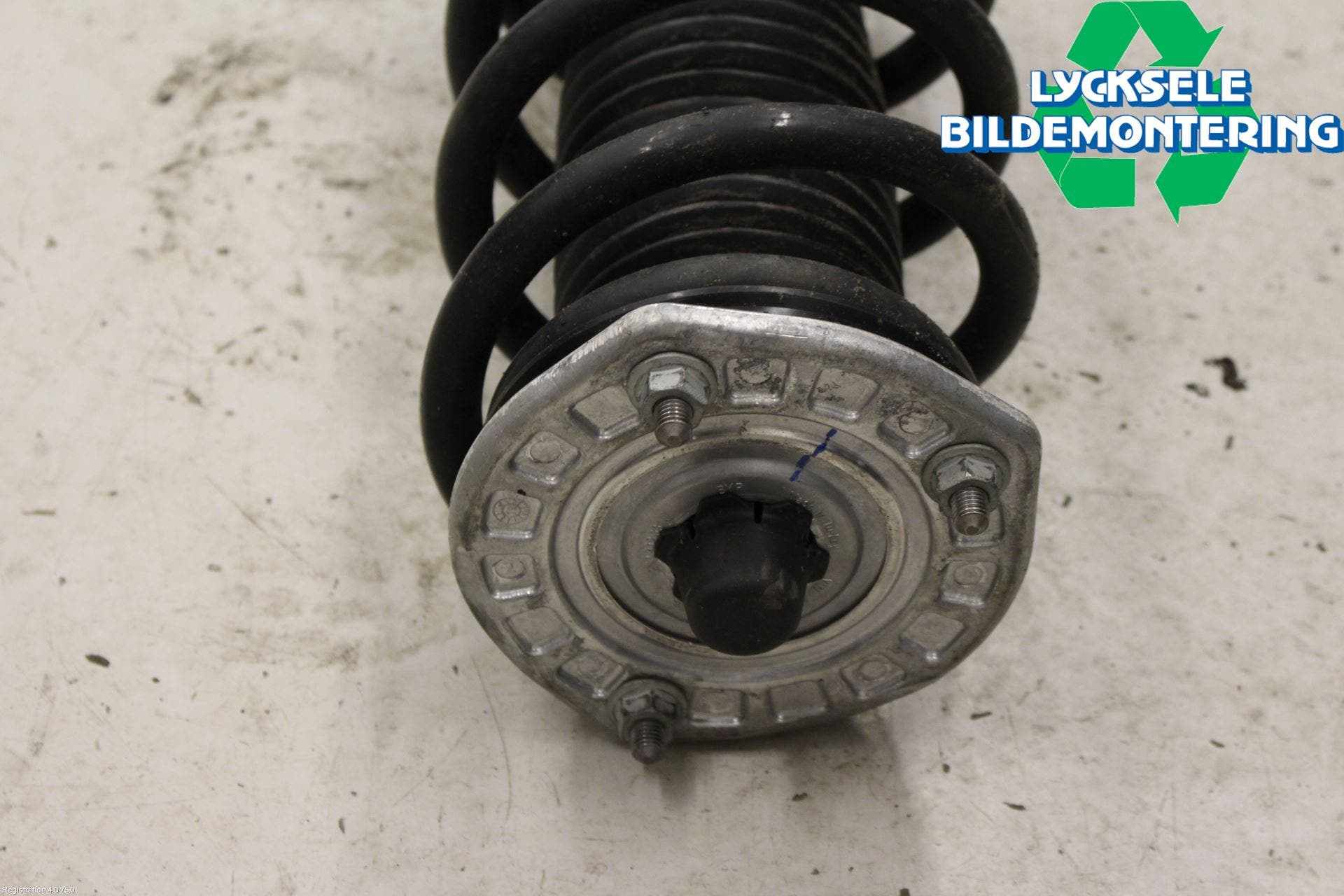 Volkswagen VW CRAFTER II / E-CRAFTER 17- Fjäderben Fram Vänster