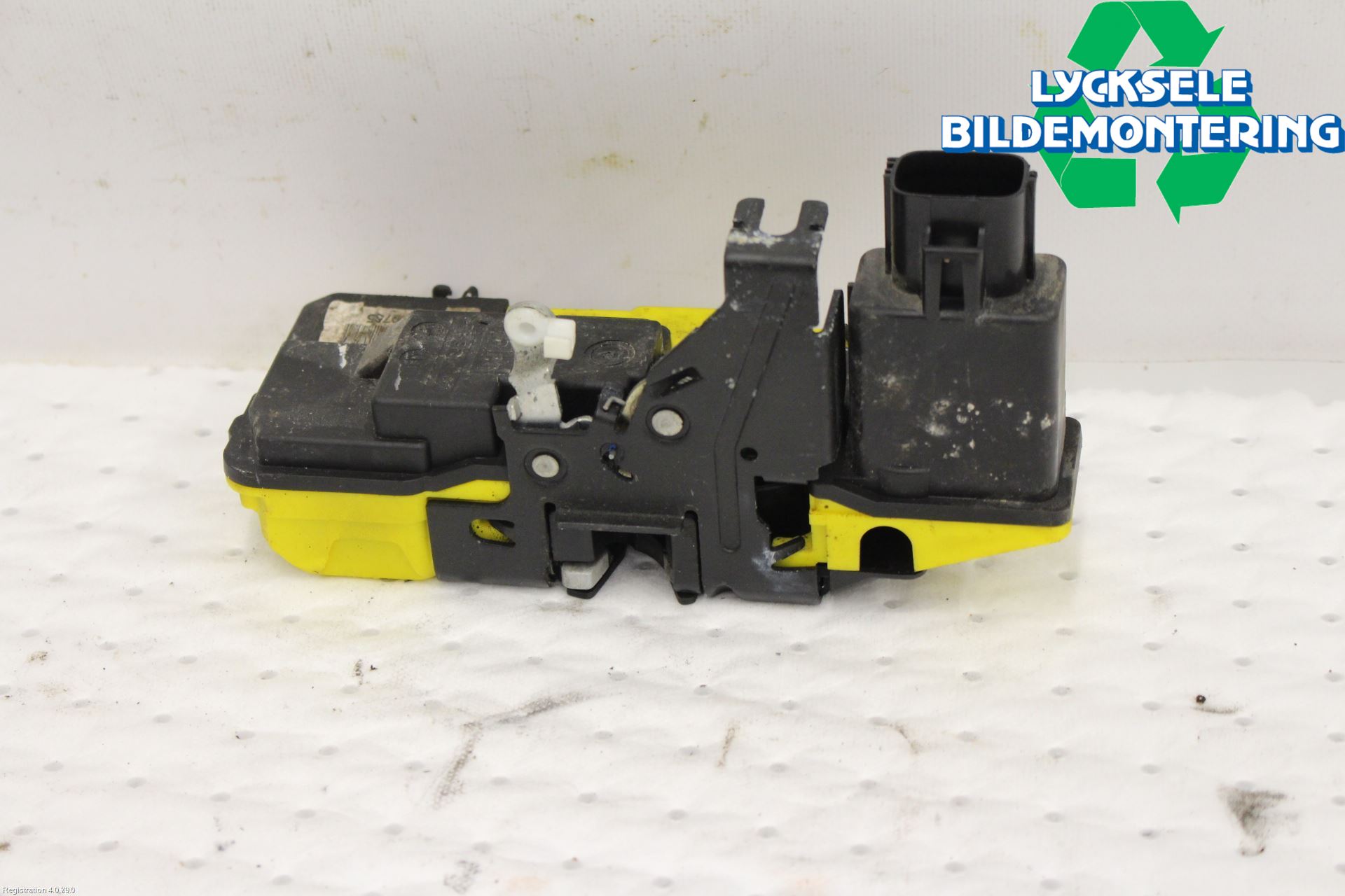 Volvo XC70 05-07 Låskista-Dörrlås