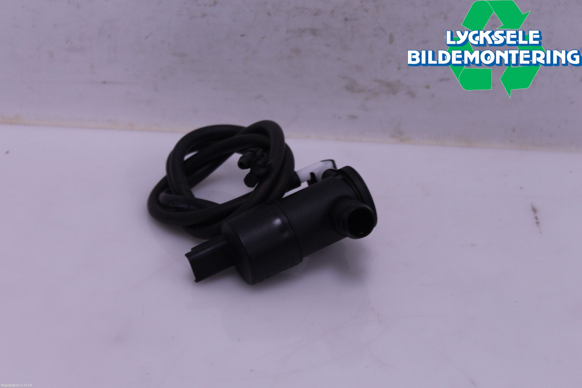 Mercedes-Benz MB CITAN/EQT (W420) 22- Spolarpump Vindruta