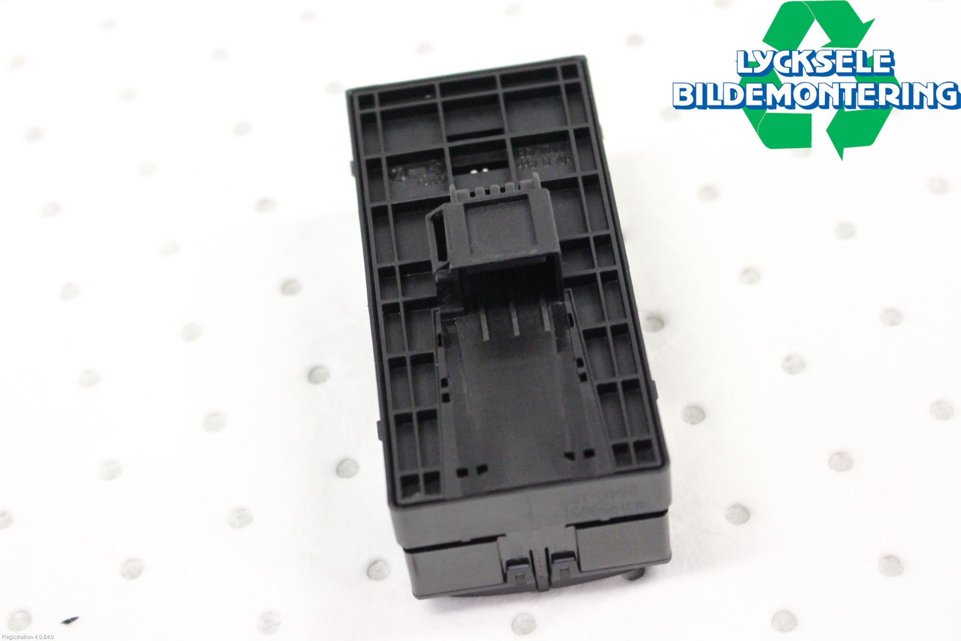 Audi A6 ALLROAD 12-18 Strömställare Elhiss