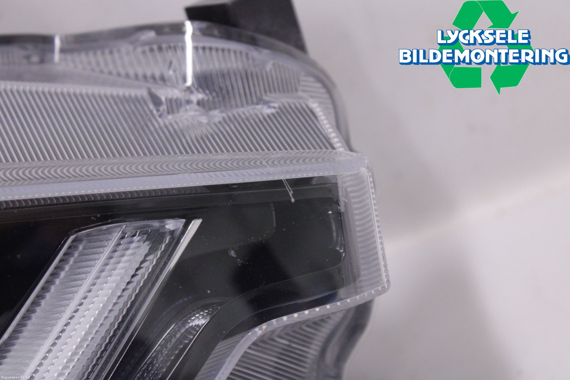 Isuzu D-MAX Strålkastare Höger