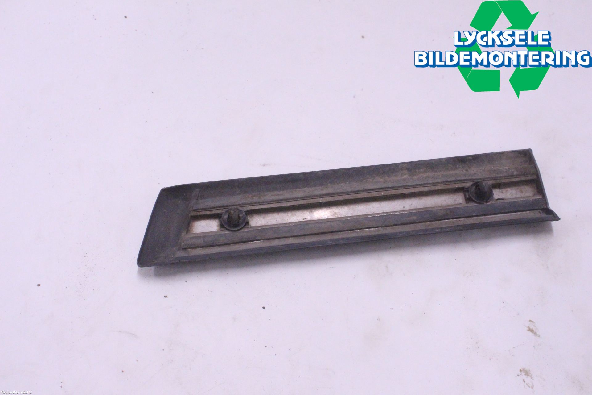 Volvo 740 88-92 Dörr Dekorlist Fram Vä