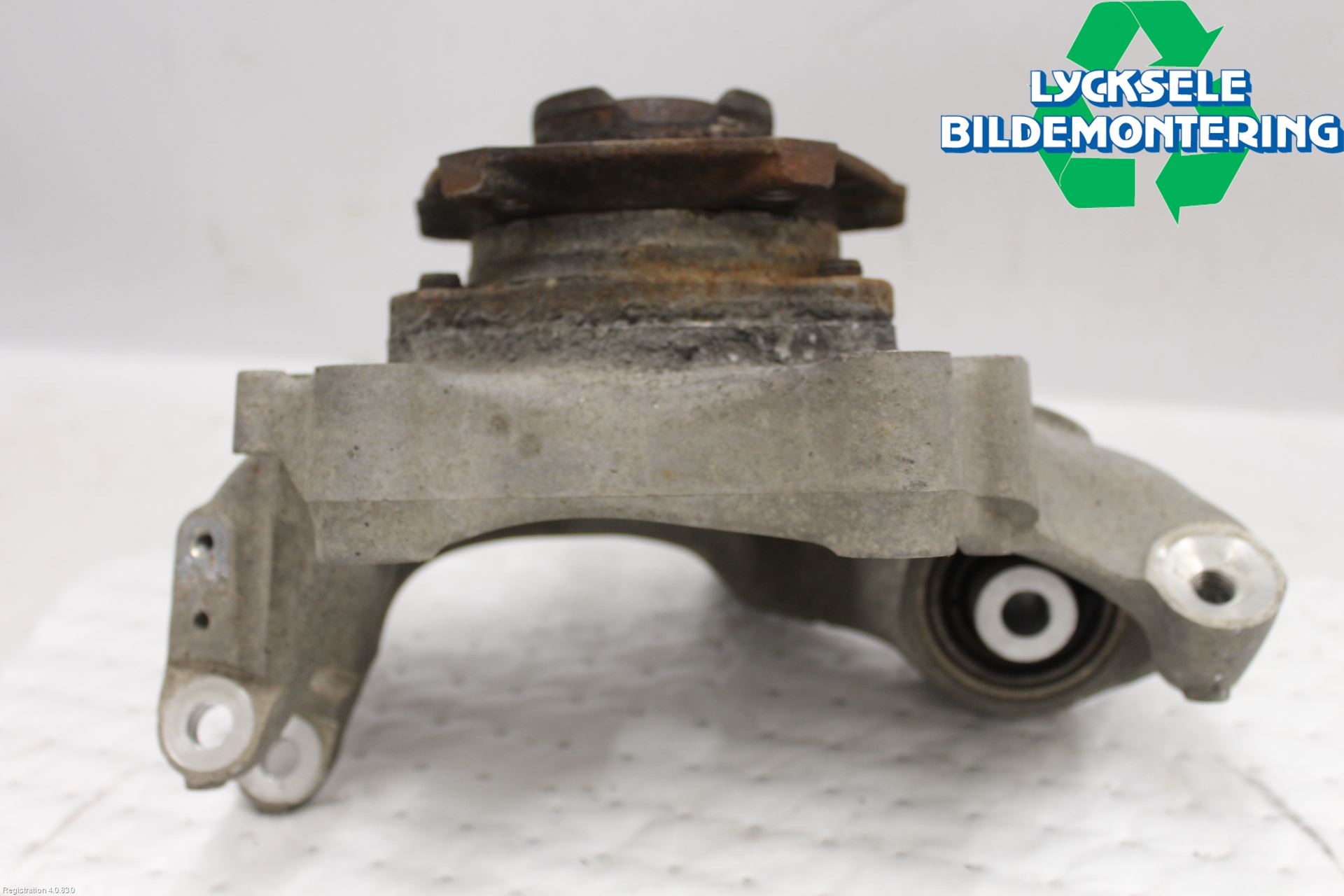 Audi A6 F2/C8 19- Hjullagerhus-Spindel Vä B