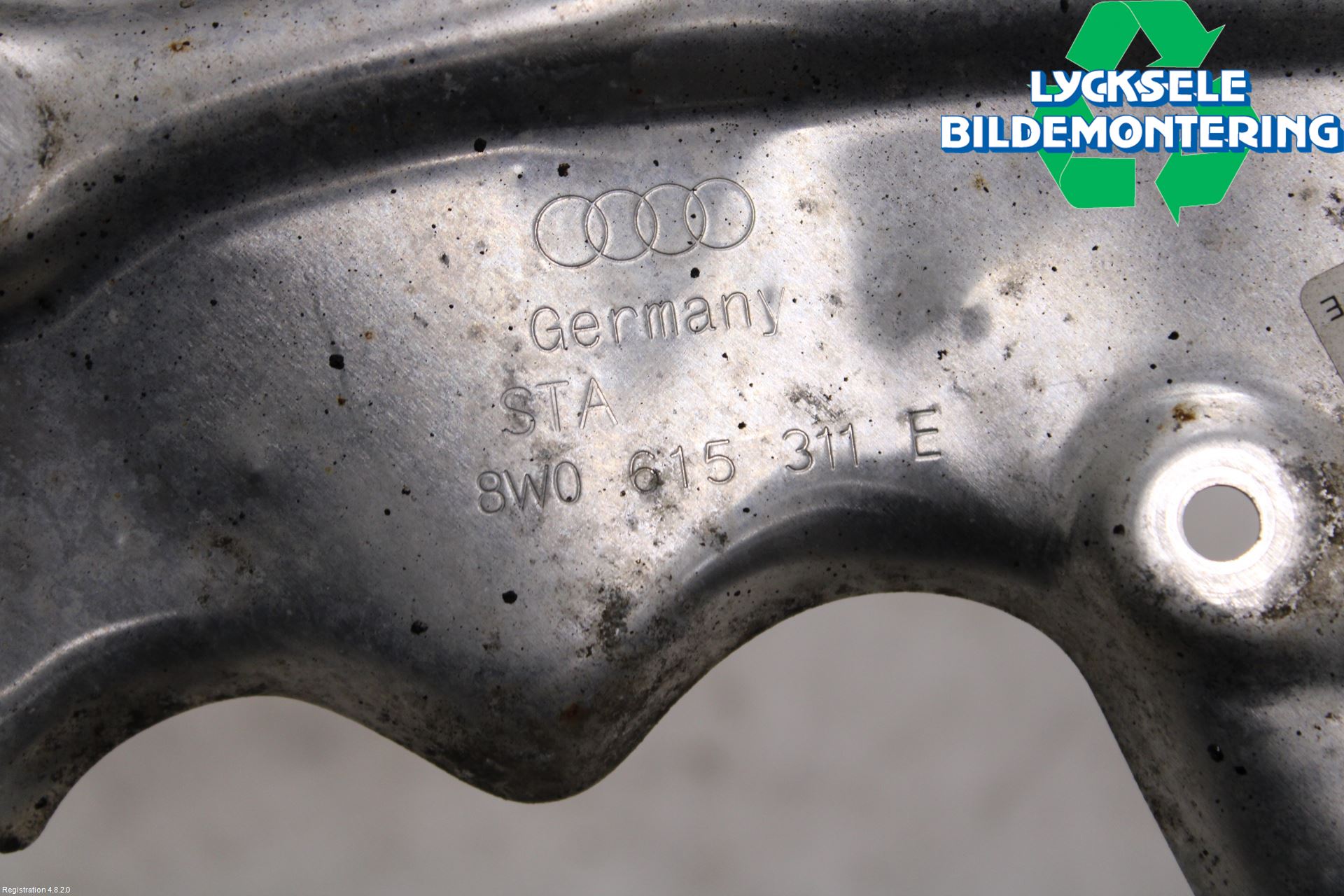 Audi A6 F2/C8 19- Bromssköld Fram