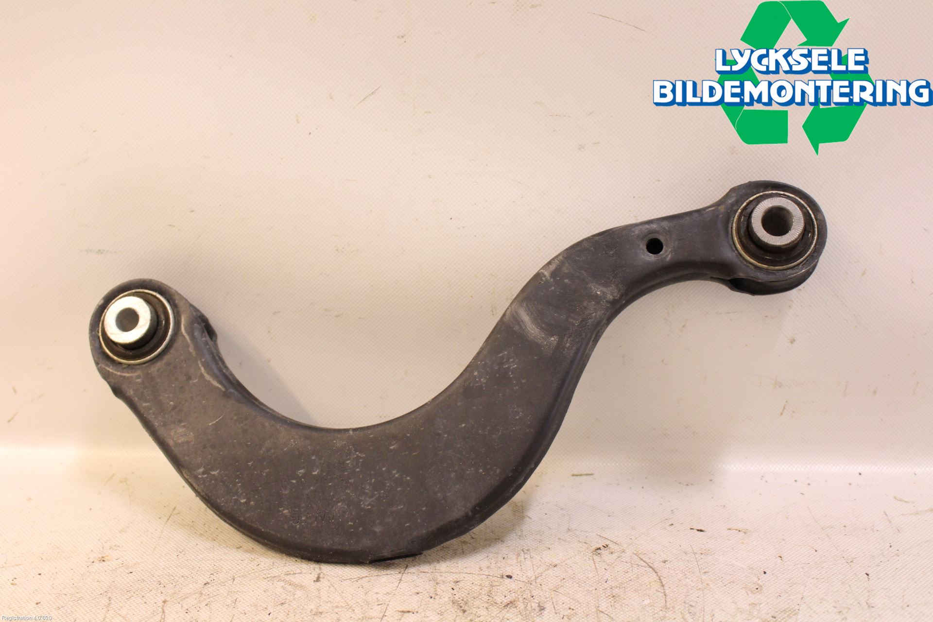 Volkswagen VW PASSAT 15-19 Bärarm Bak Övre Höger
