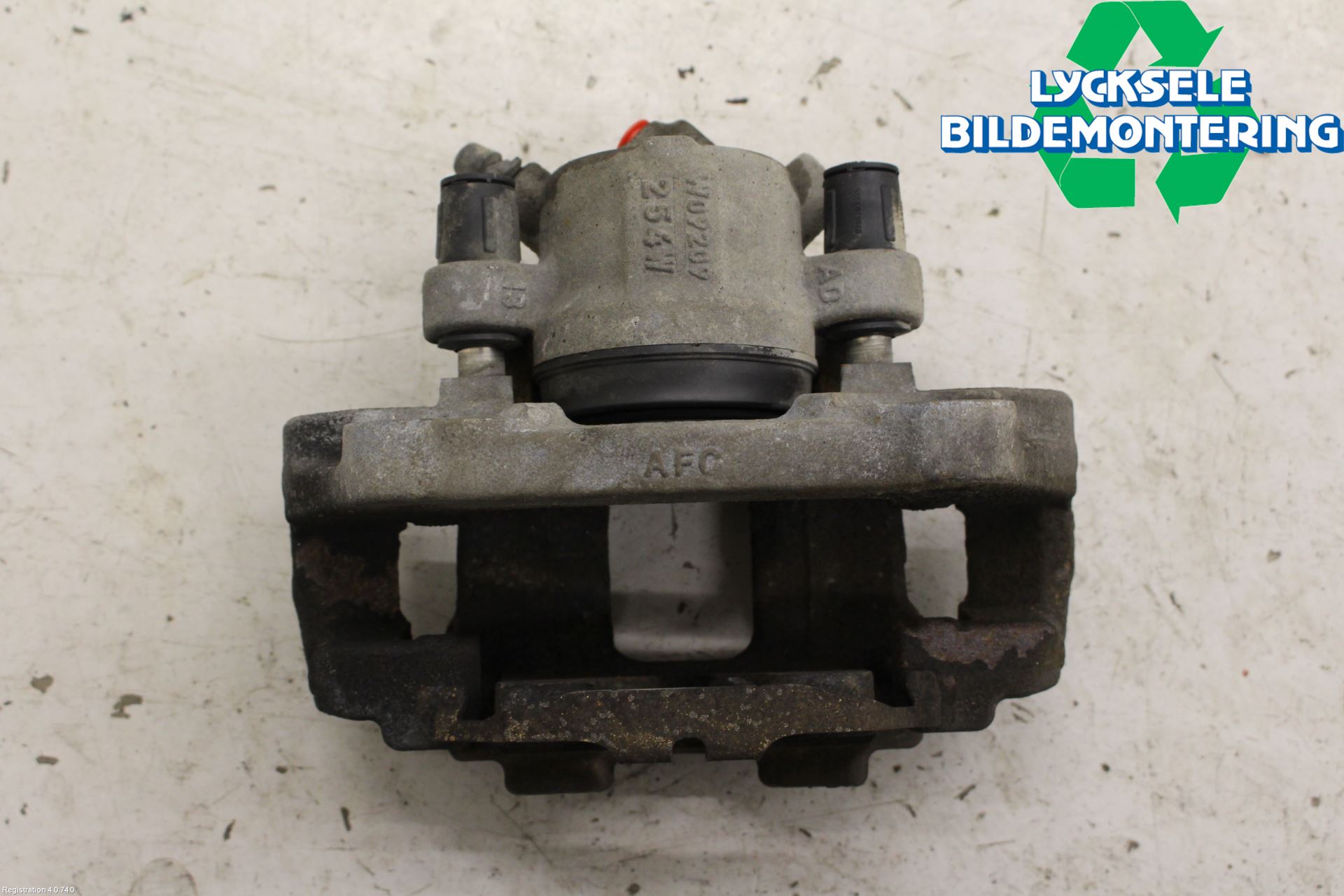 BMW 3 F30/F31/F80 12-19 Bromsok Fram Höger