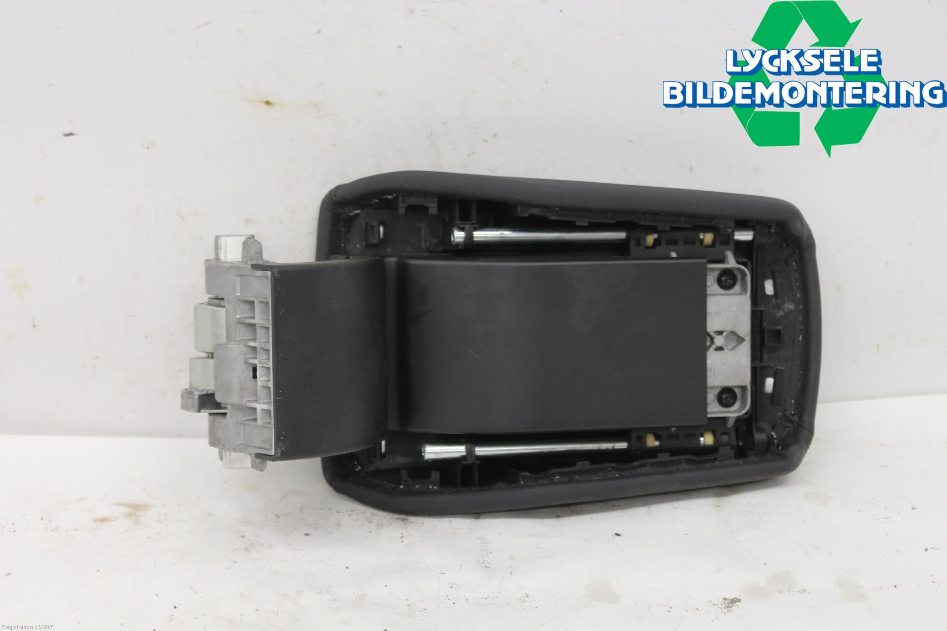 Audi E-TRON, S GE 19- Inredning Armstöd