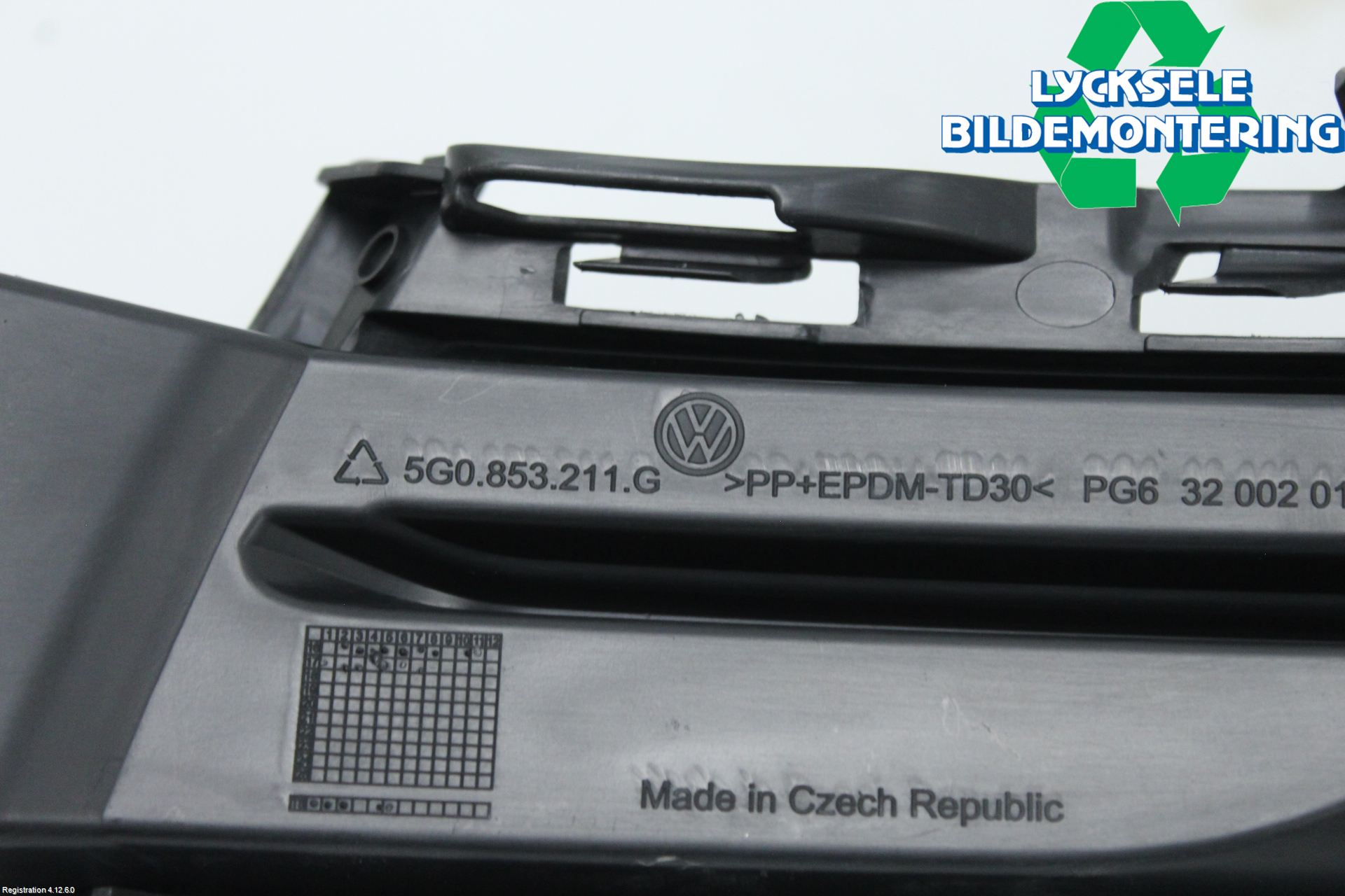 Volkswagen VW GOLF / E-GOLF VII 13-20 Grilldel Vänster