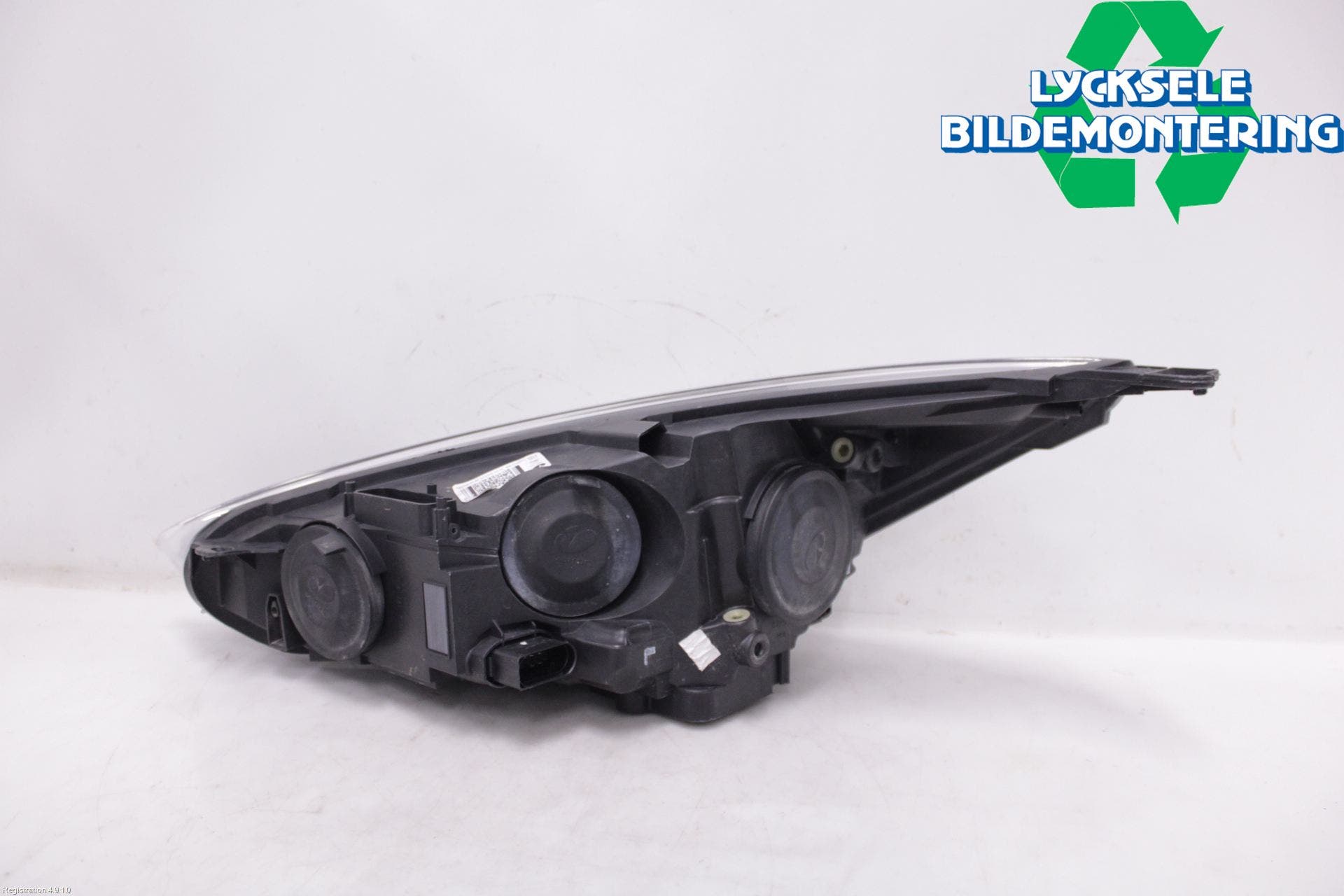 Ford FOCUS 15-18 Strålkastare Höger