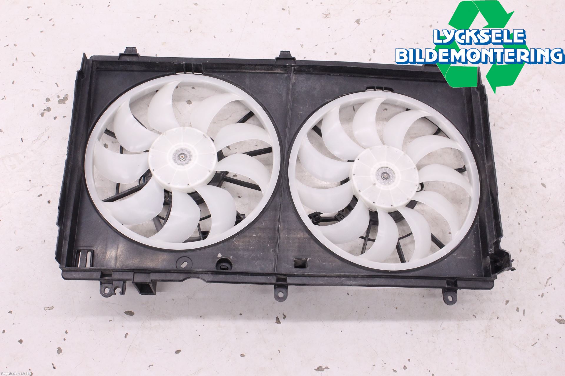 Mitsubishi OUTLANDER 13-21 Kylfläkt El