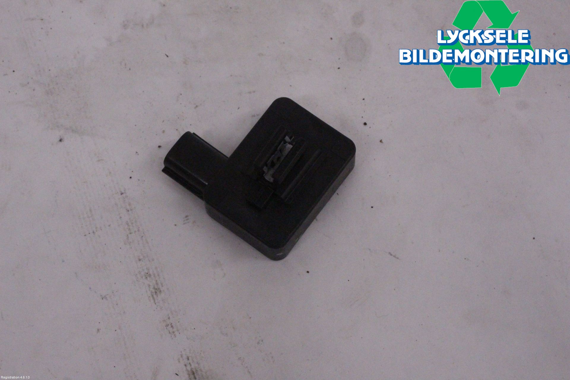 Ford MUSTANG Mach-E 21- Antenn