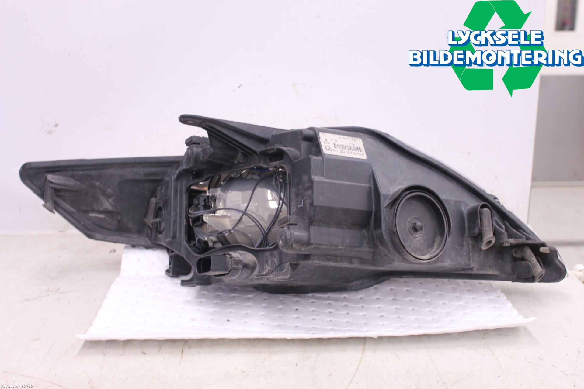 Ford MONDEO 07-15 Strålkastare Vänster