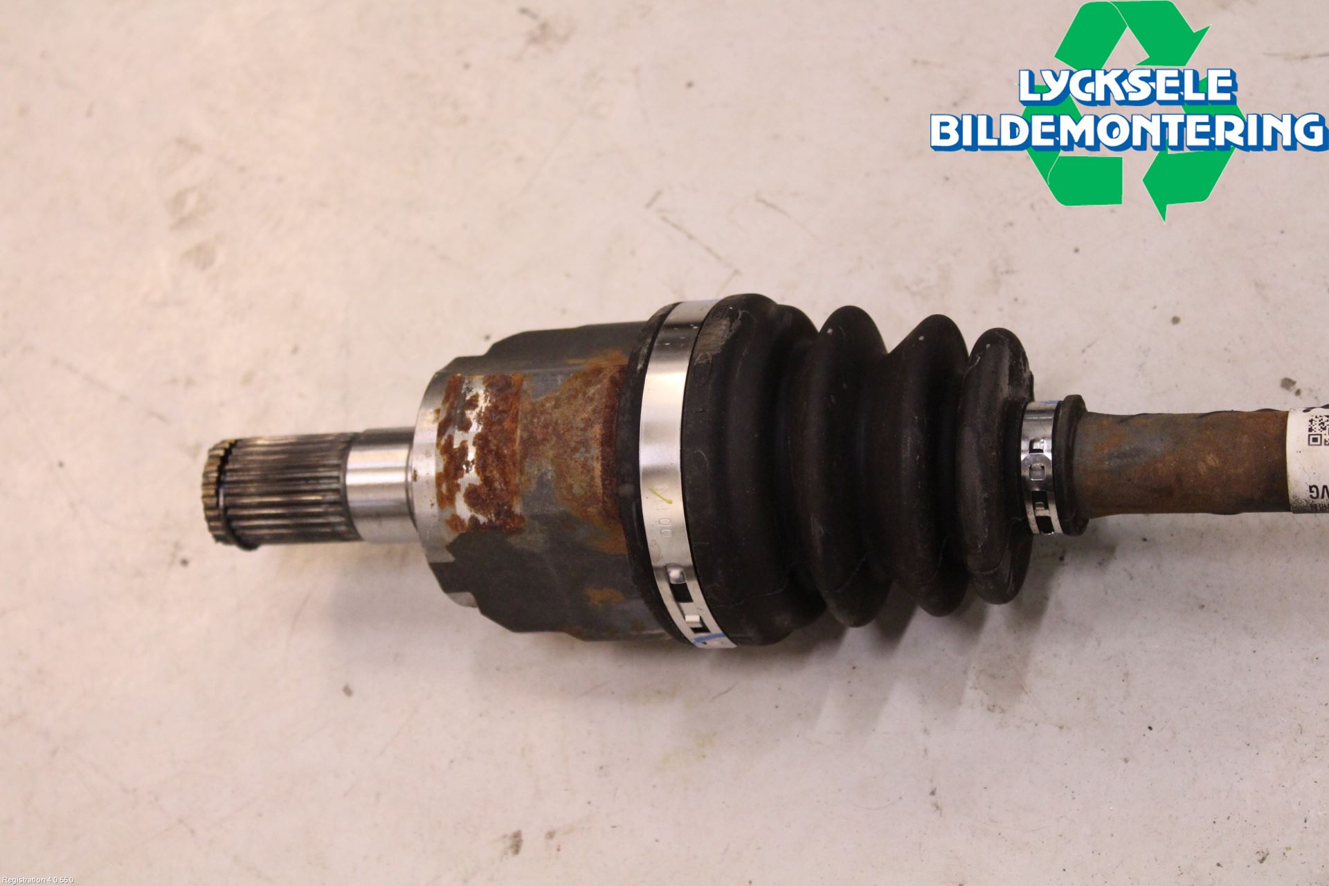 Kia VENGA 10-19 Drivaxel Fram Vänster