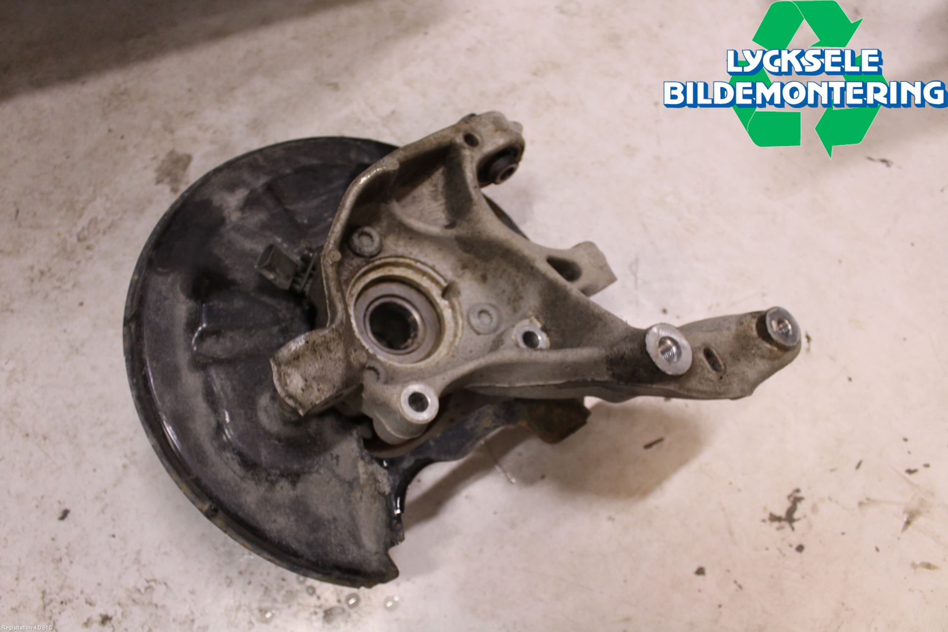 Volkswagen VW PASSAT 15-19 Hjullagerhus-Spindel Hö B