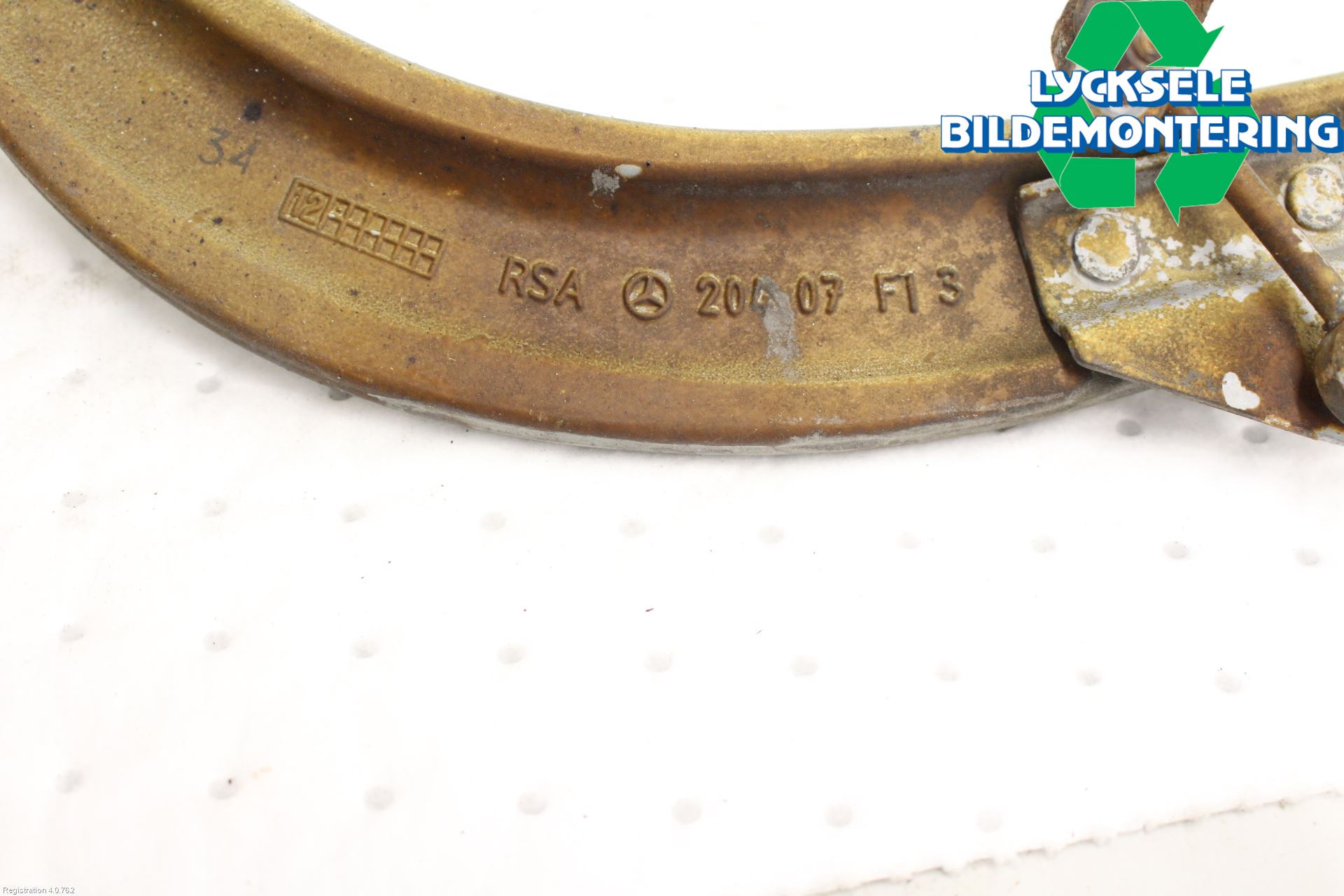 Mercedes-Benz MB E-KLASS (W212) 09-16 Bärarm Bak Övre Höger