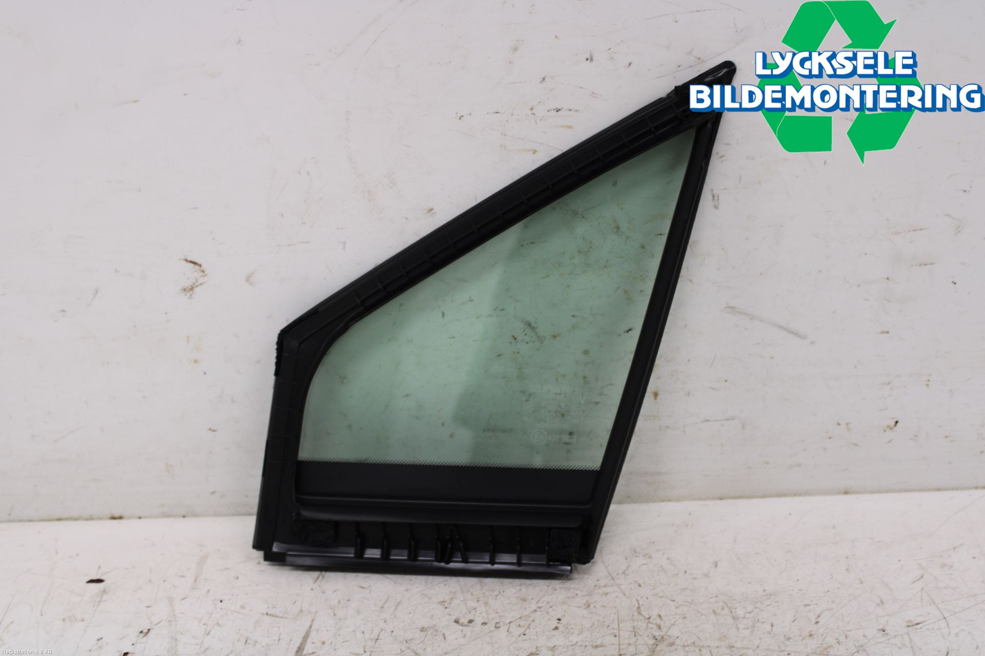 Subaru OUTBACK 21- Dörruta Fram Lilla Hö