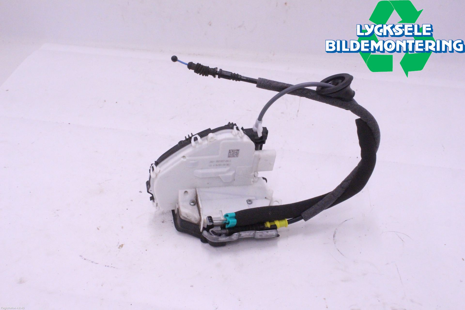 Audi A4/S4 B9 20- Låskista-Dörrlås