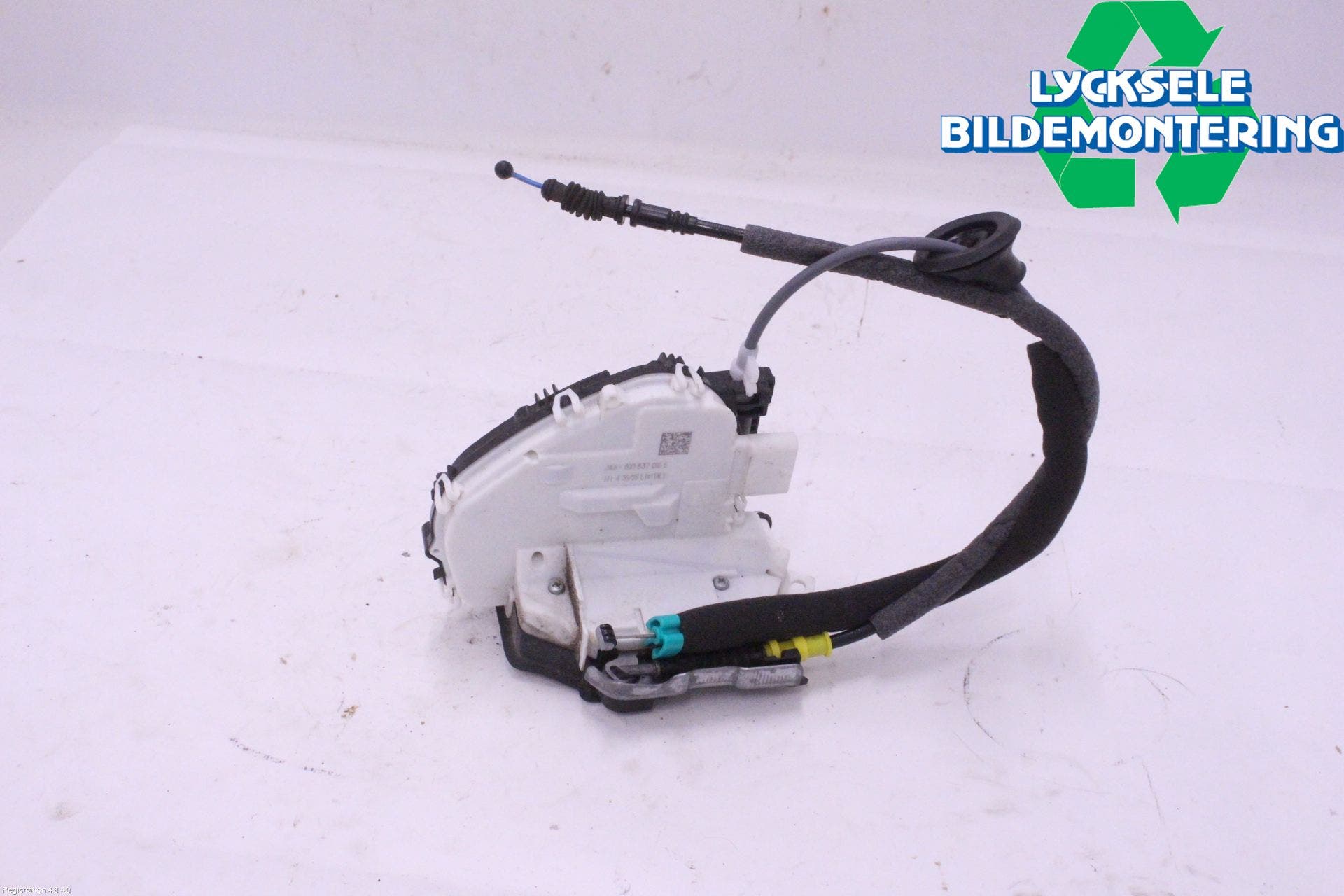 Audi A4/S4 B9 20- Låskista-Dörrlås