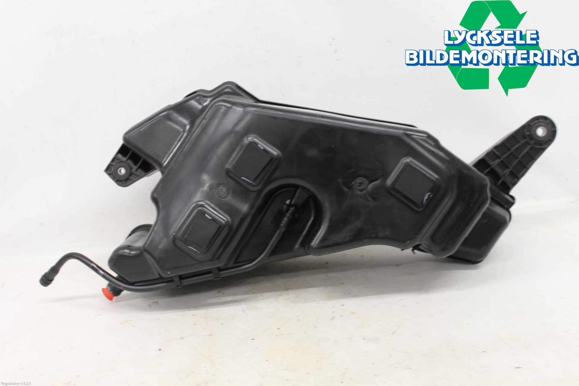 BMW X7 G07 19- Adblue Tank