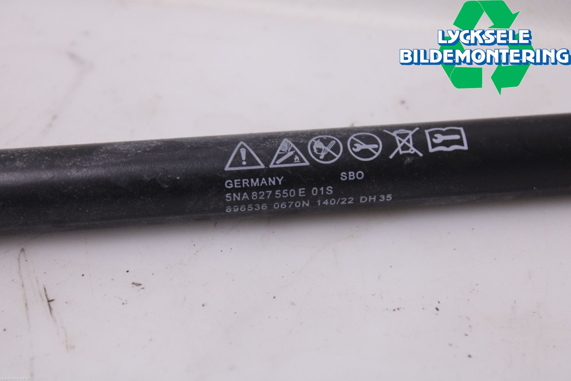 Volkswagen VW TIGUAN 16-24 Gasfjäder Baklucka