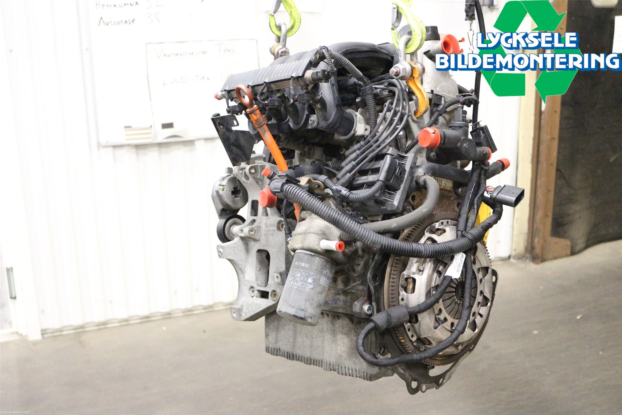 Volkswagen VW CADDY      04-10 Motor Bensin