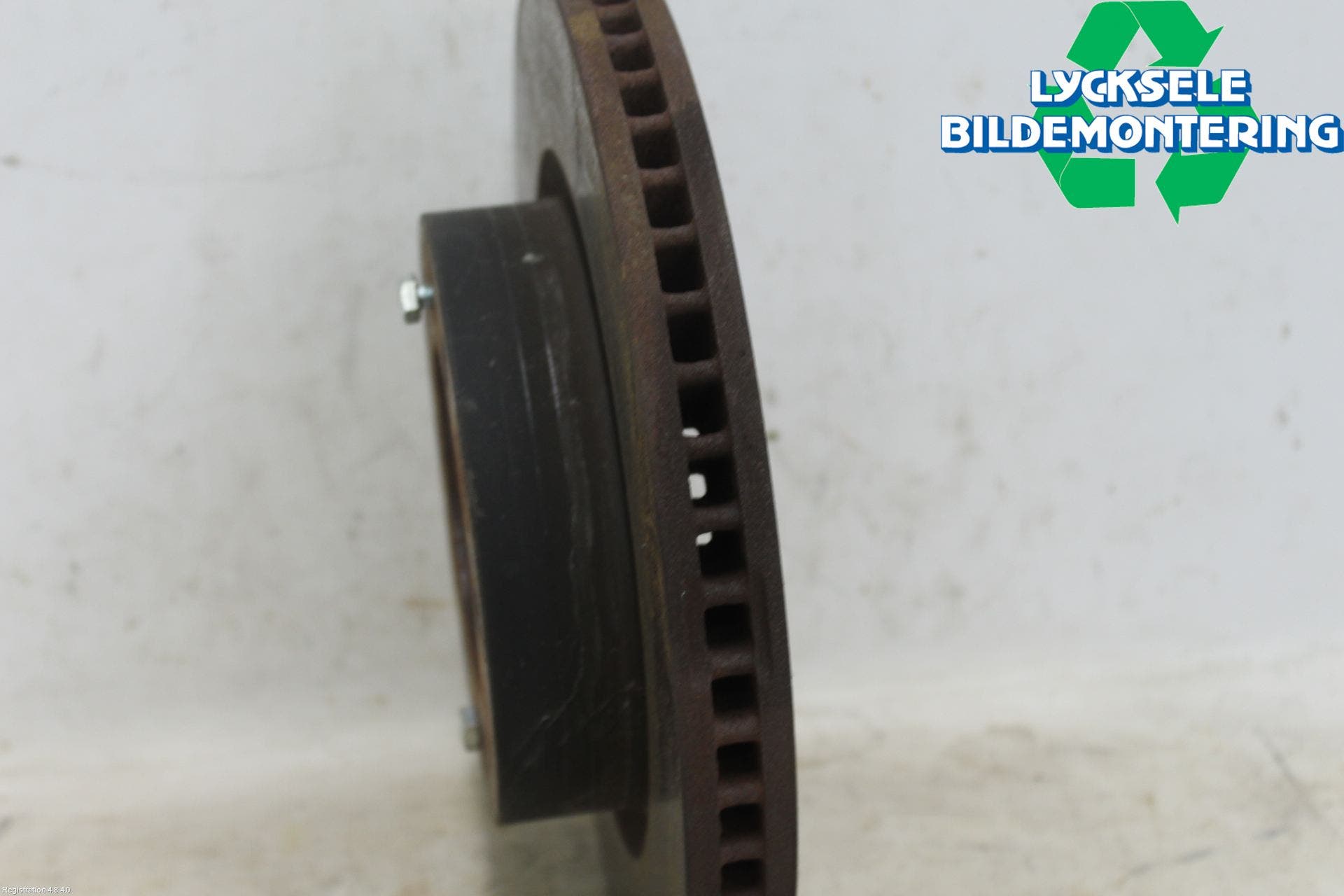 Toyota HILUX 16- Bromsskiva Fram