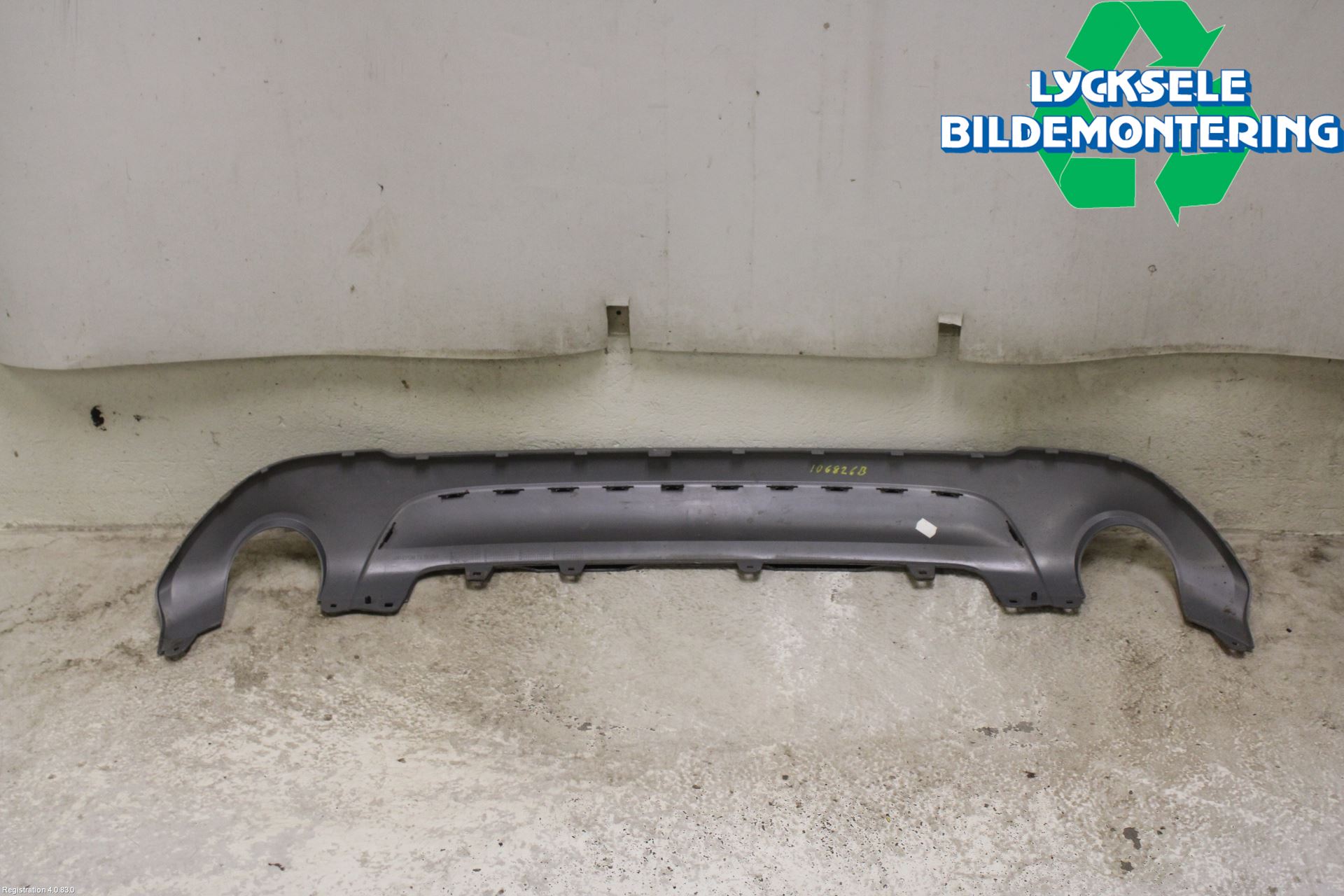 BMW X1 F48 15-22 Spoiler Bak
