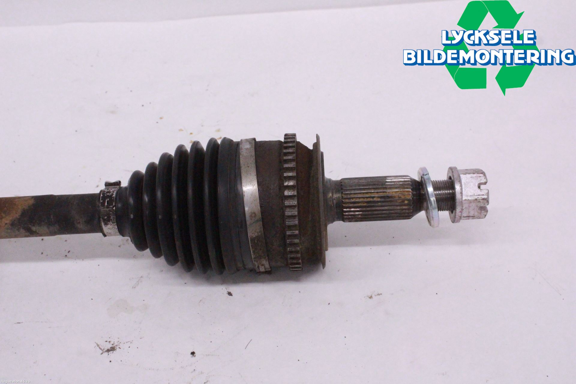 Fiat FULLBACK 16-19 Drivaxel Fram Vänster