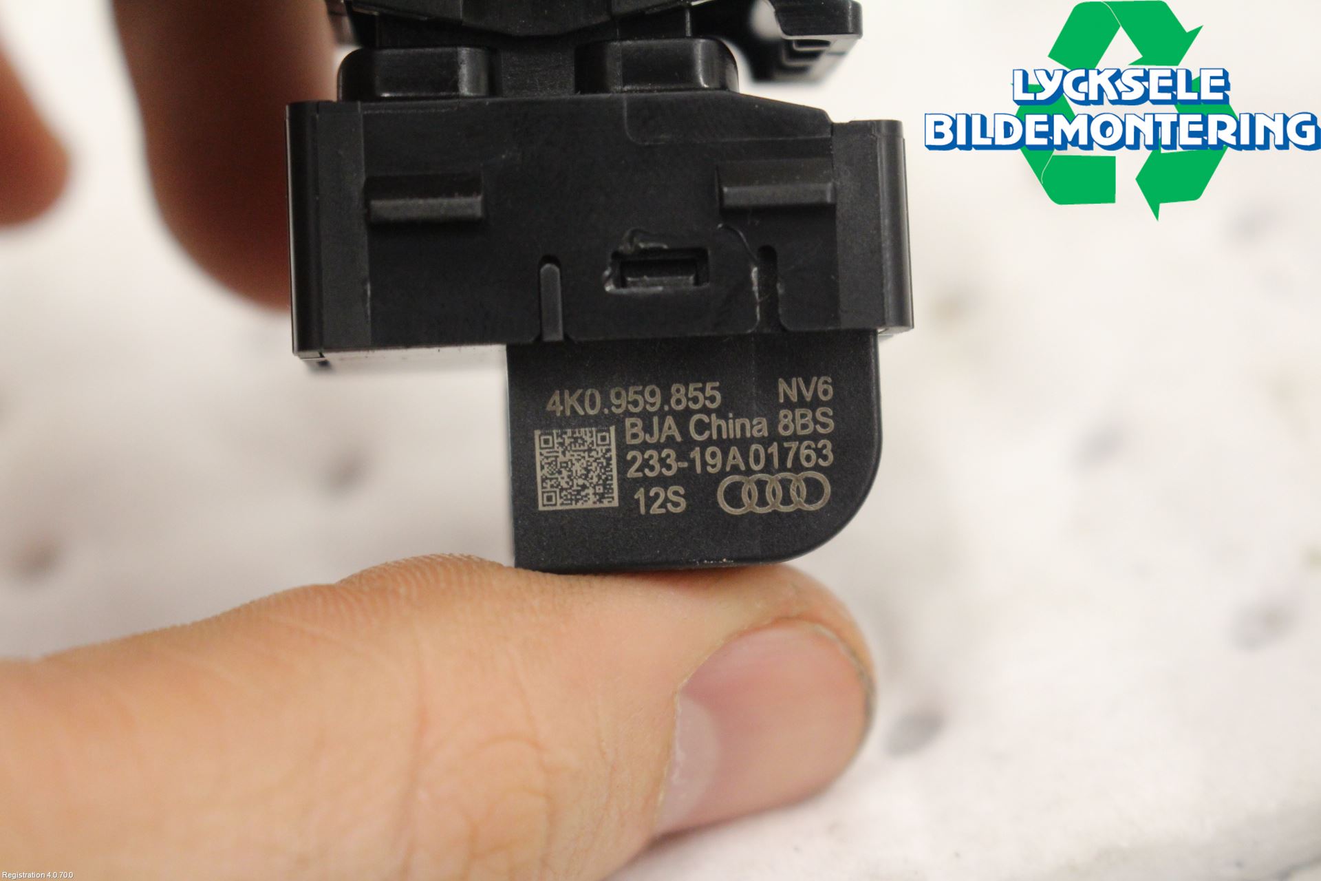 Audi A6 F2/C8 19- Strömställare Elhiss