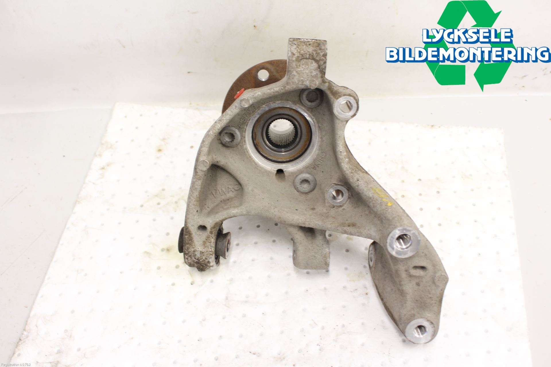 Volkswagen VW TIGUAN 16-24 Hjullagerhus Bak Vä