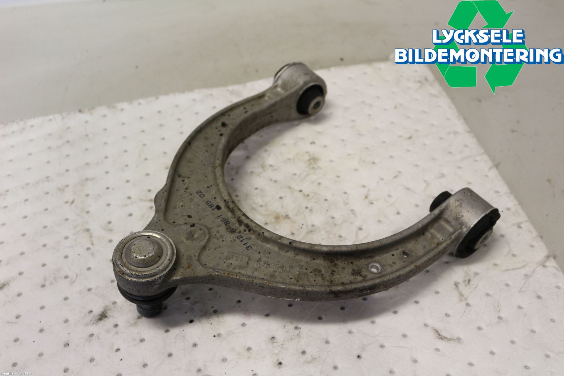 BMW 5 G30/G31/F90 17-23 Bärarm Fram Övre Vä