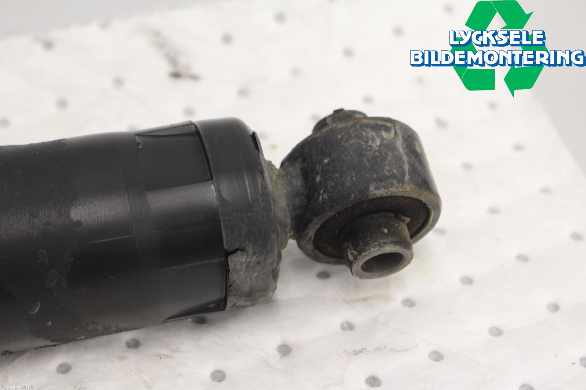 Kia VENGA 10-19 Stötdämpare Bak