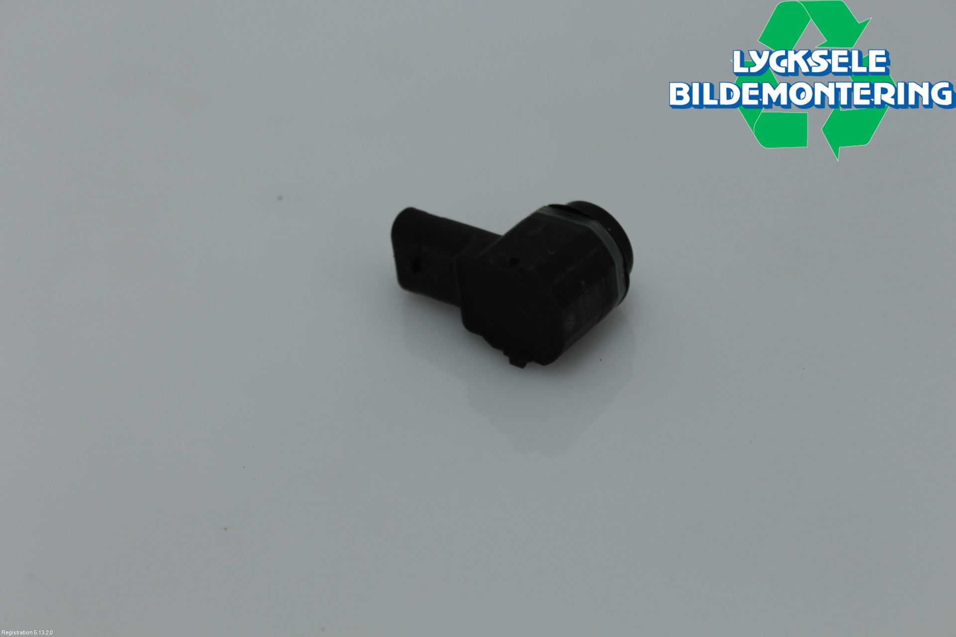 Volkswagen VW PASSAT 11-14 Parkeringshjälp Frontsensor