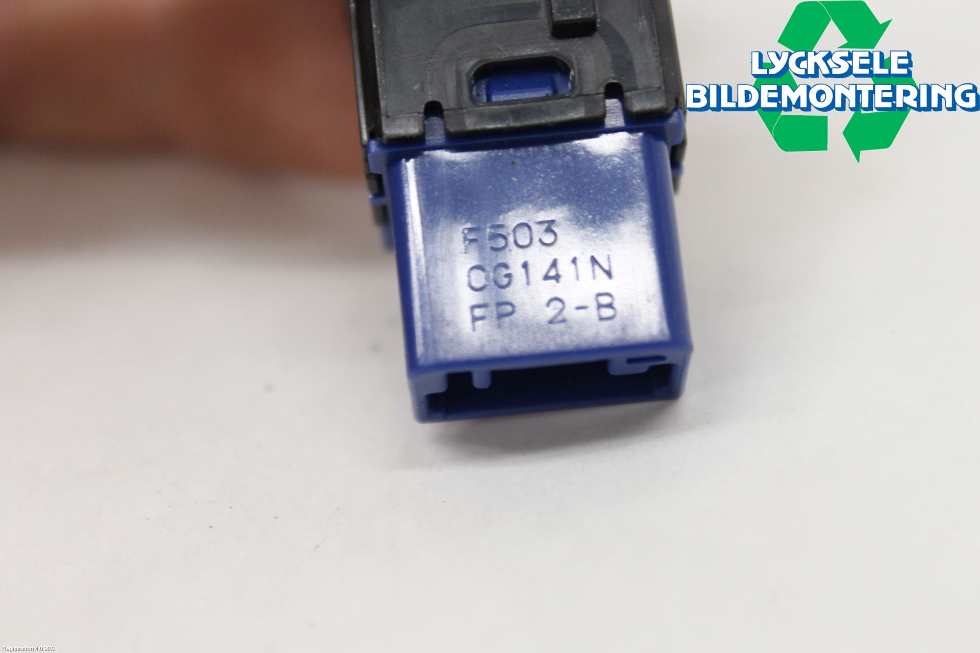 Toyota COROLLA 19- Strömställare Elruta