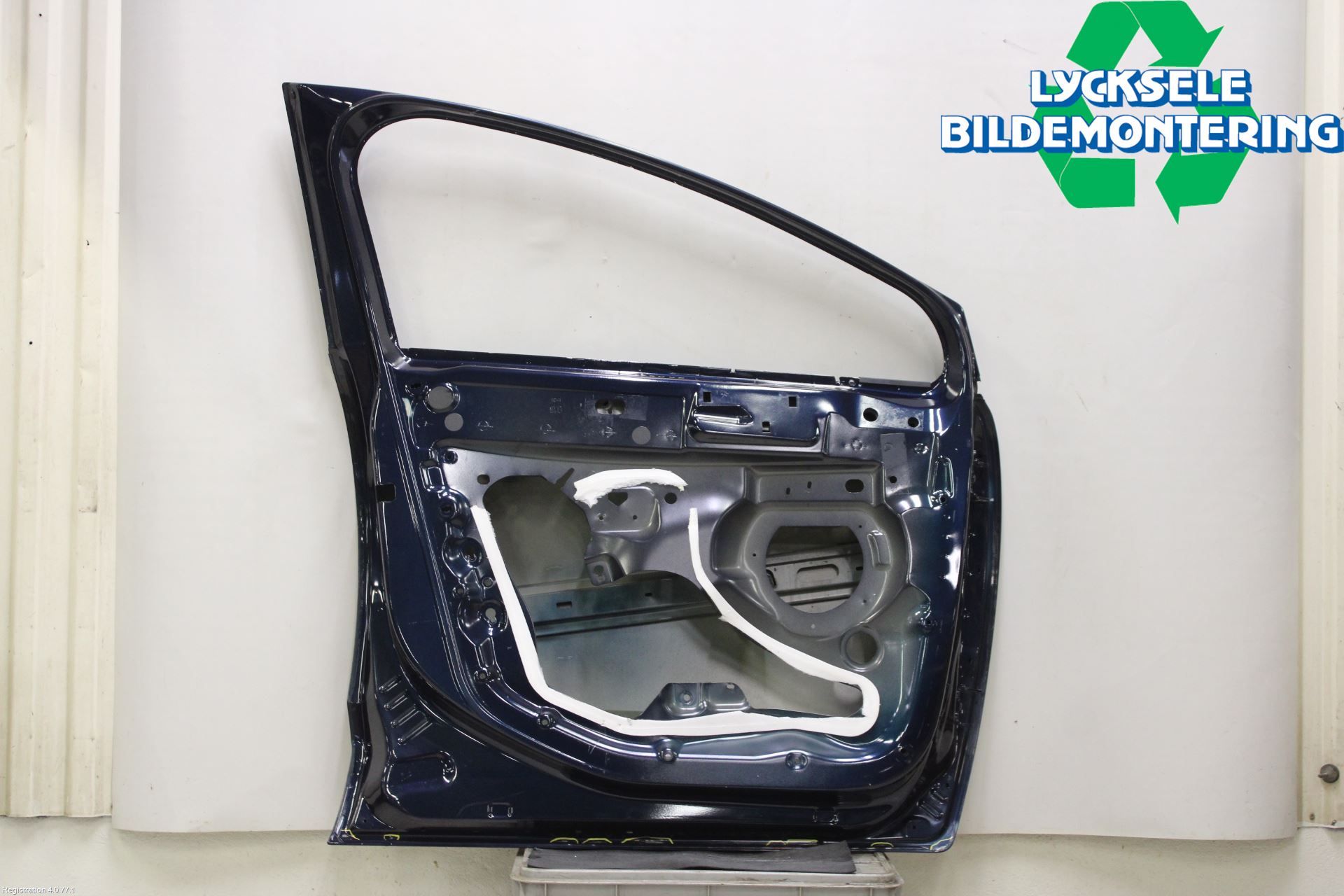 Peugeot 5008 10-16 Dörr Fram Vänster