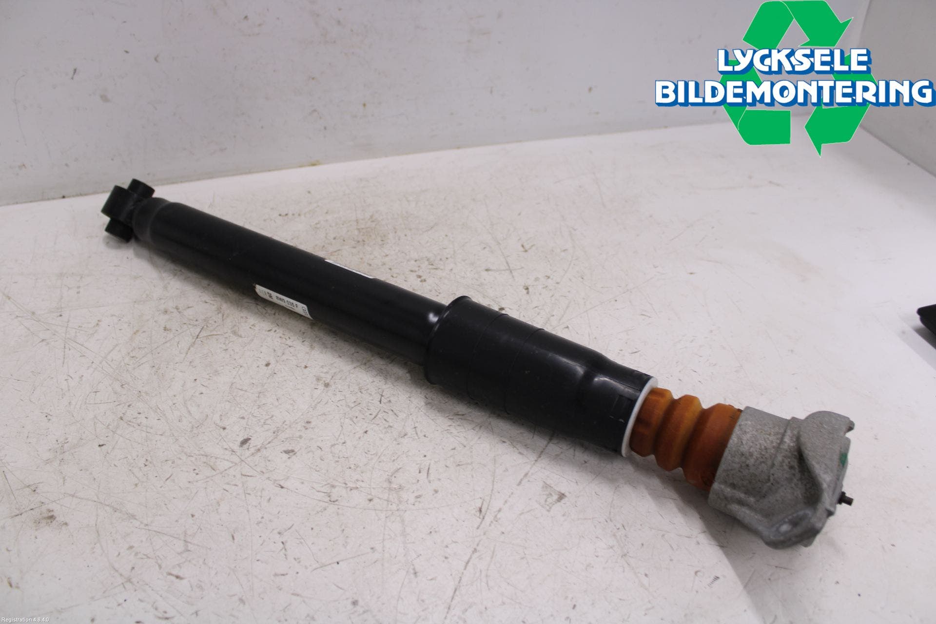 Audi A4/S4 B9 20- Stötdämpare Bak