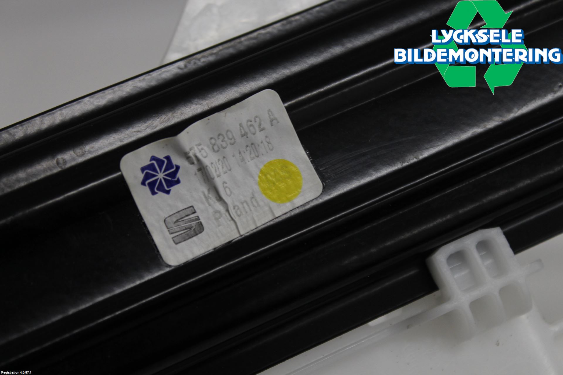 Seat ATECA 16->> Fönsterhissmekanism