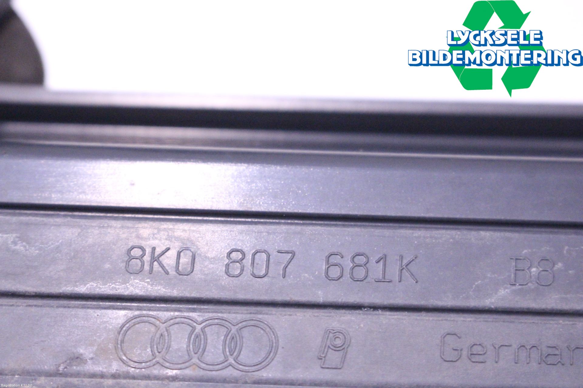 Audi A4 12-15 Dimljussarg Fram