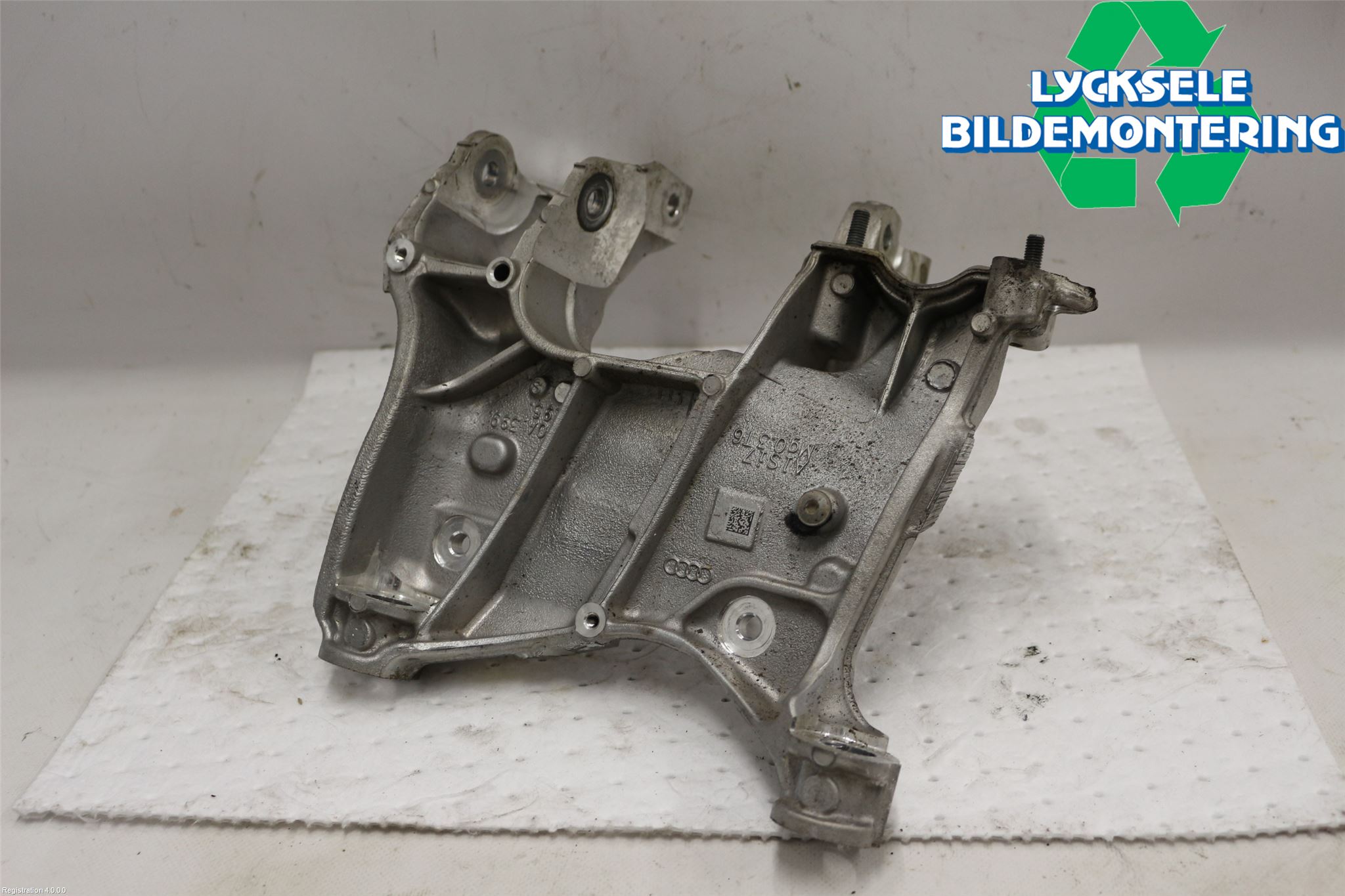 Audi A6 F2/C8 19- Framvagnsbalk