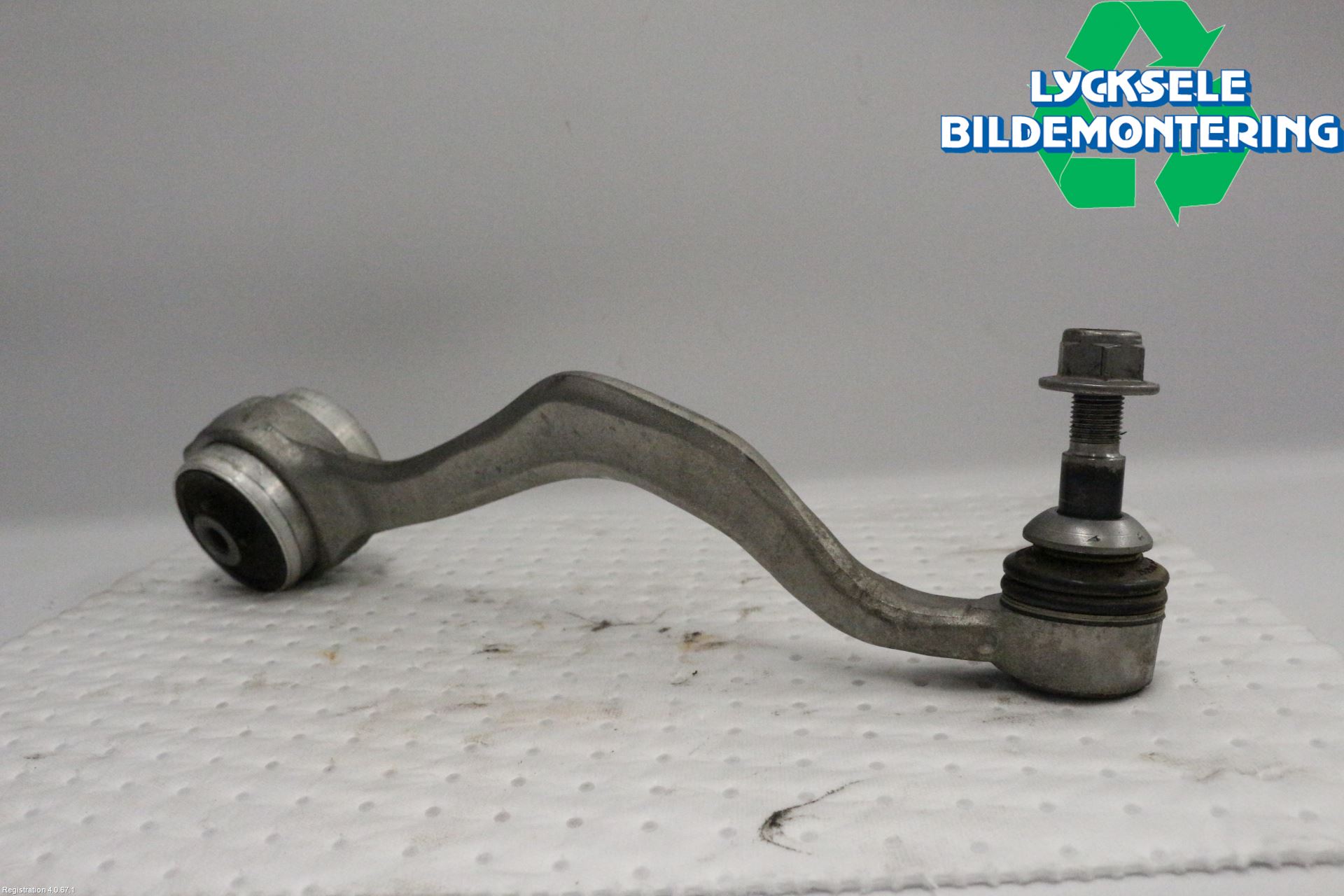 BMW X3 G01 18- Bärarm Fram Undre Vä