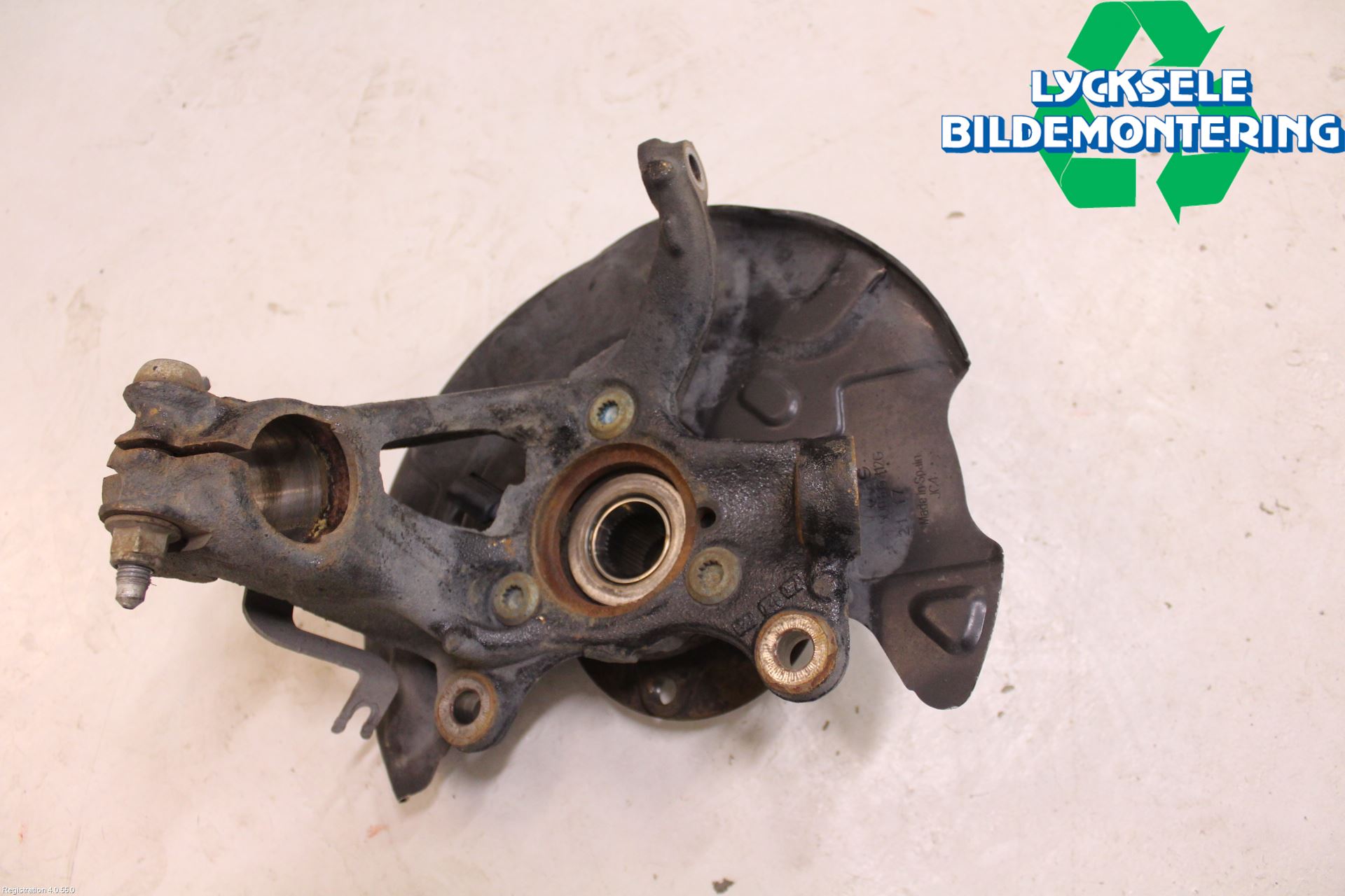 Volkswagen VW GOLF / E-GOLF VII 13-20 Styrspindel Lagerhus Hö
