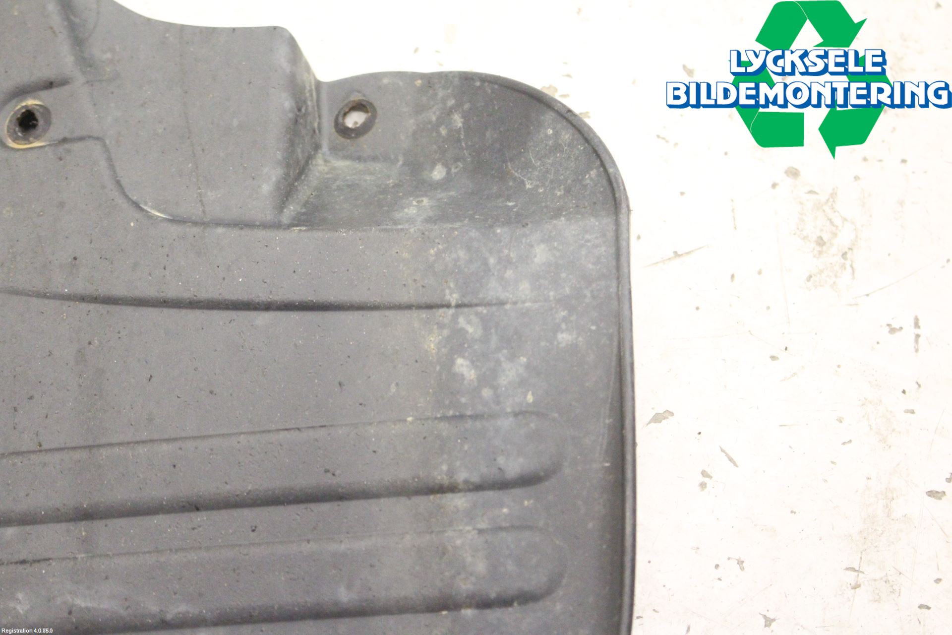 Toyota HILUX 05-16 Stänkskydd