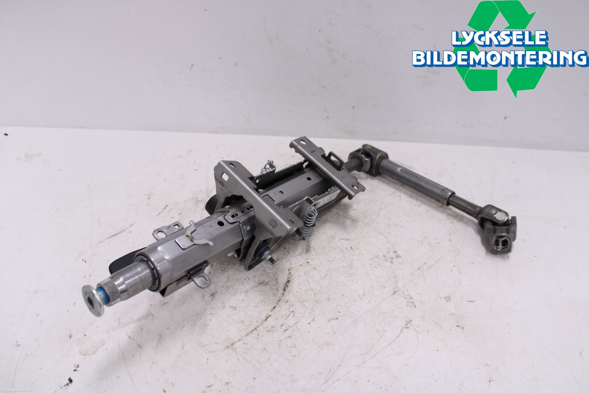 Volkswagen VW GOLF / E-GOLF VIII 20- Rattaxelagg Justerbart