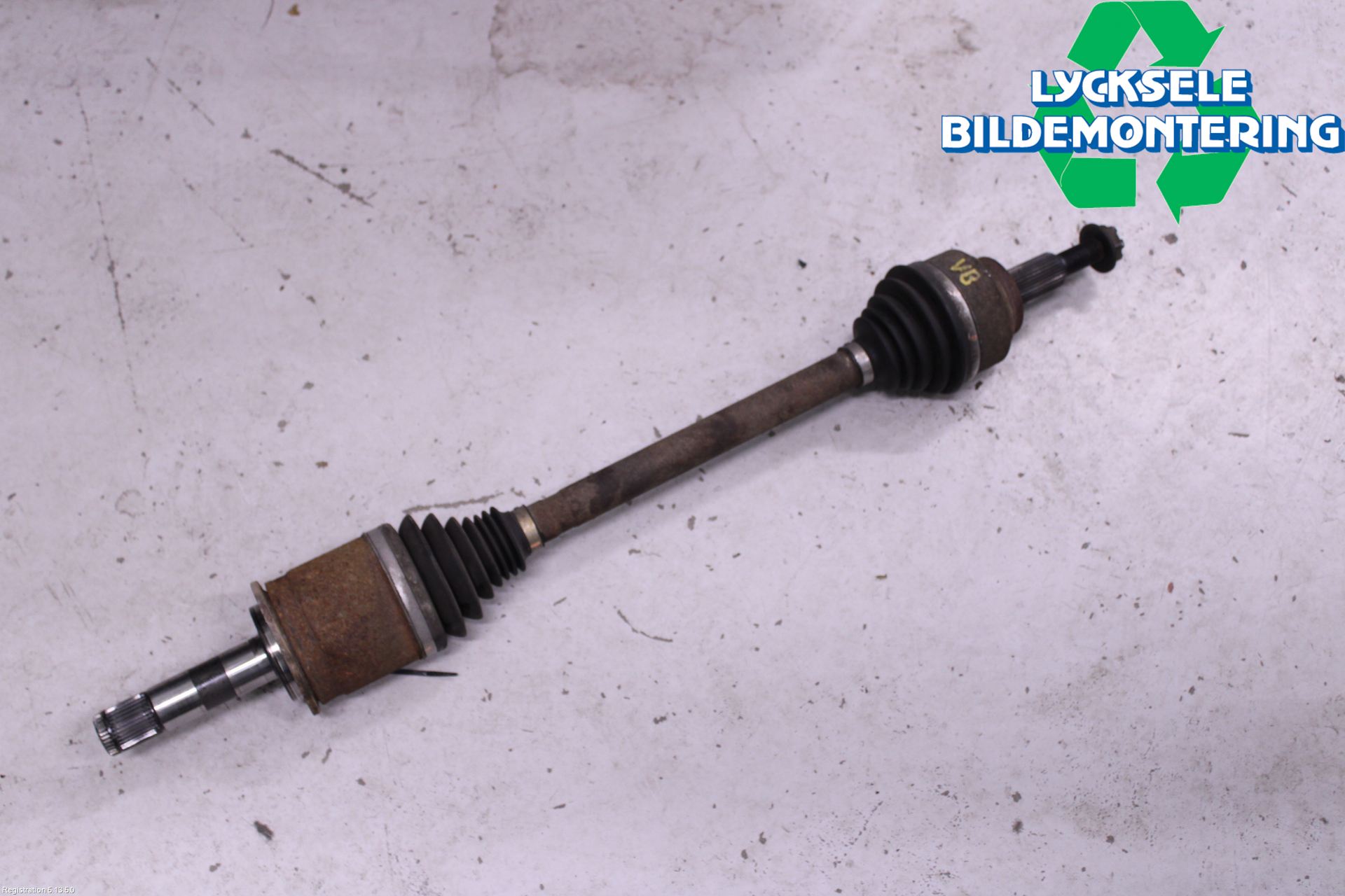 Jeep GRAND CHEROKEE 10-20 Drivaxel Bak Vänster