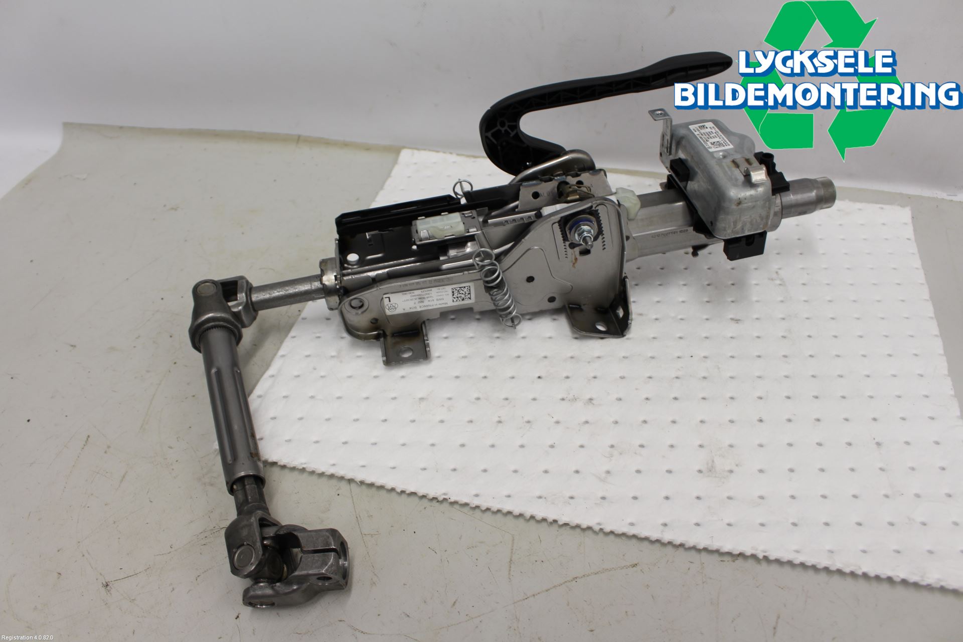 Audi A3/S3 8Y 21- Rattaxelagg Justerbart