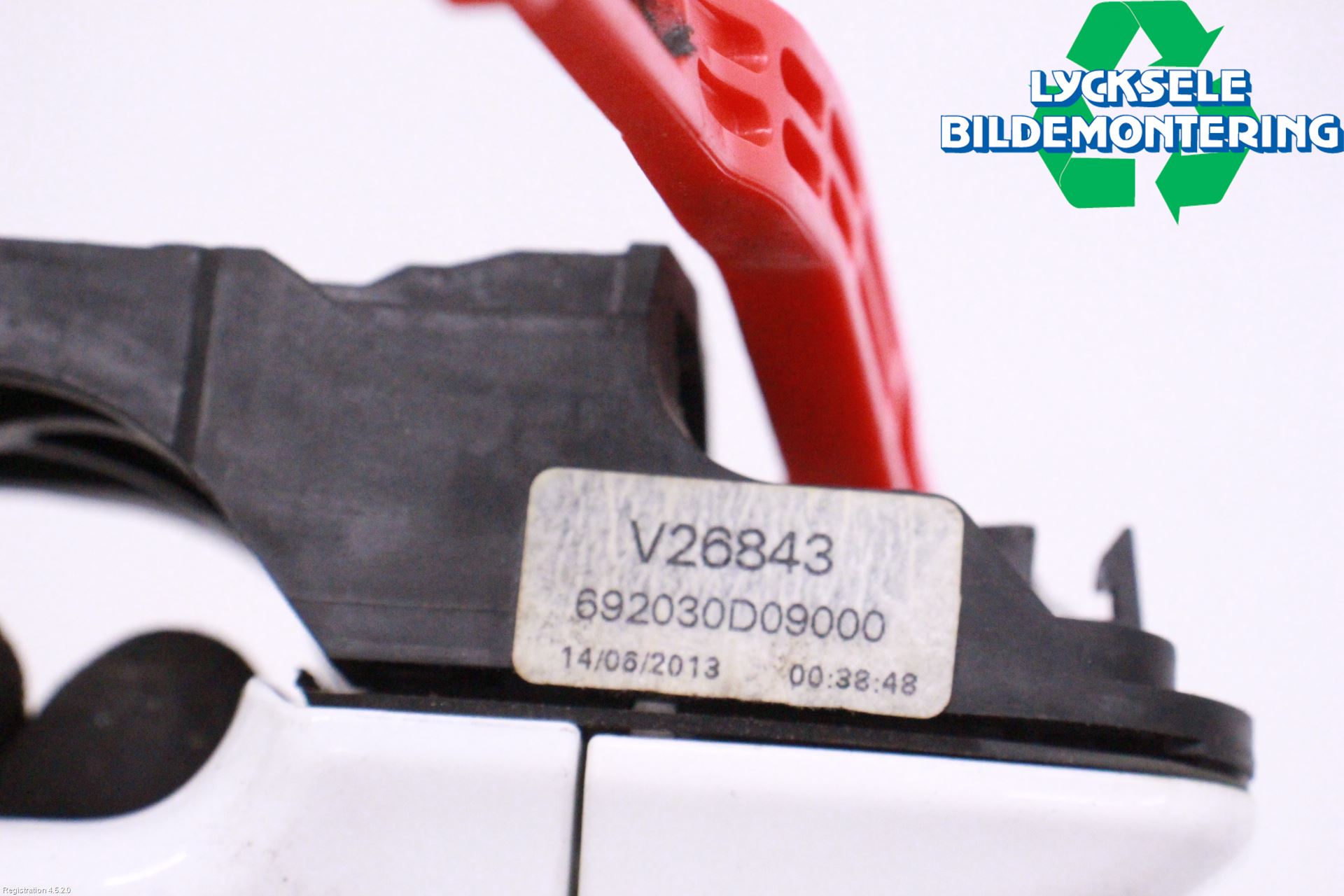 Toyota YARIS XP130 12-14 Dörrhandtag Yttre Hö