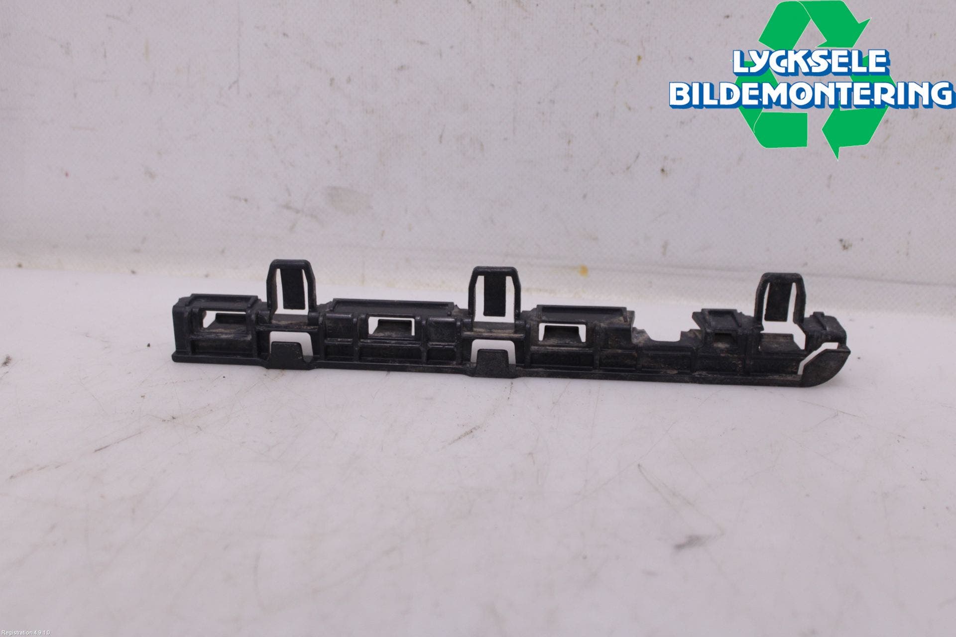 BMW 5 F10/F11/F18 09-17 Sidokjol Vä